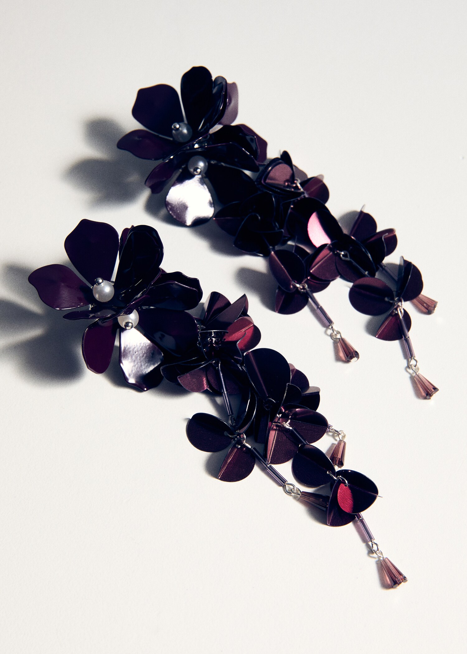 Boucles d'oreilles fleurs pendentifs - Détail de l'article 5
