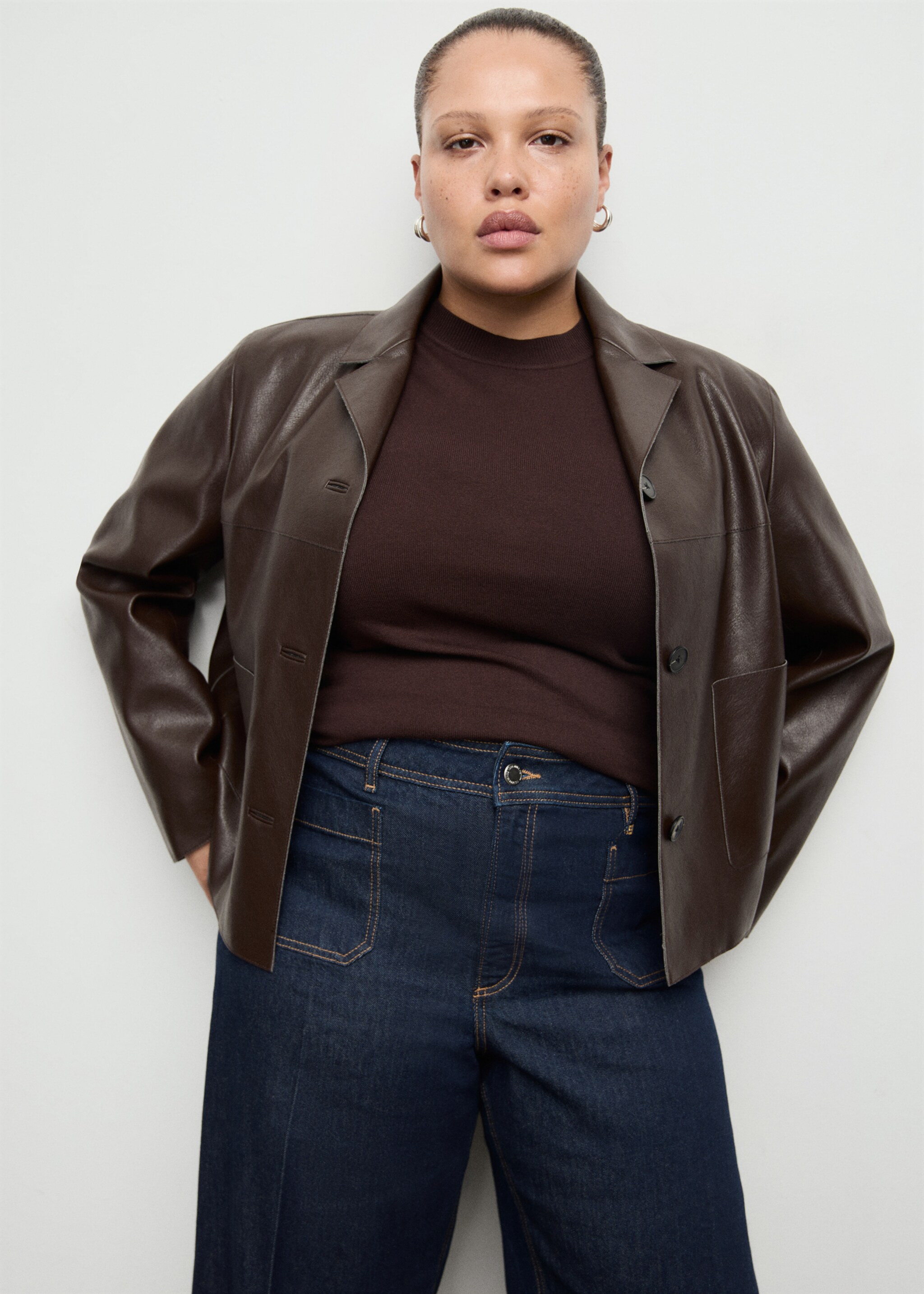 Wide-leg jeans with pockets - Details of the article 5, Open Blue. Ref: 27011234-00.