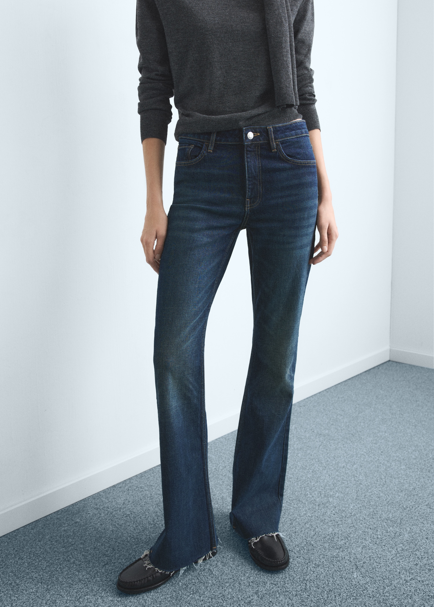 Fiona flared mid-rise jeans - Medium plane