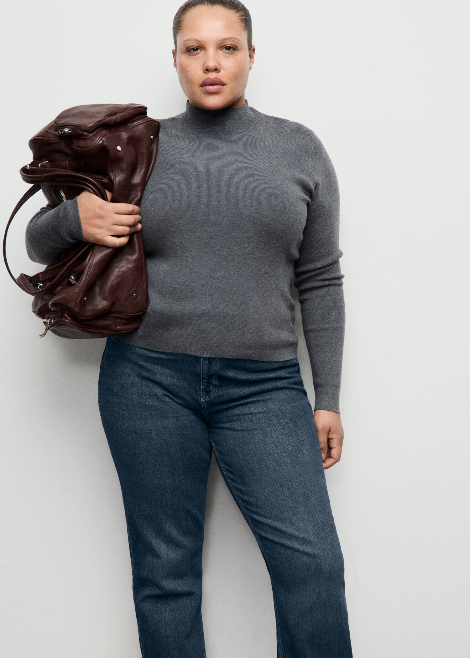 Fiona flared mid-rise jeans - Details of the article 5