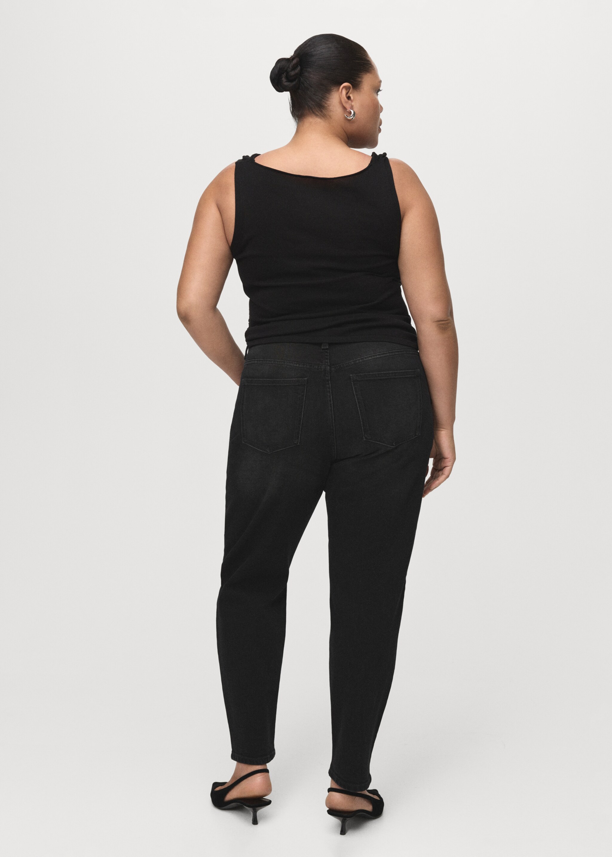Newmom comfort high-rise jeans - Details of the article 4, Black denim. Ref: 27011238-00.