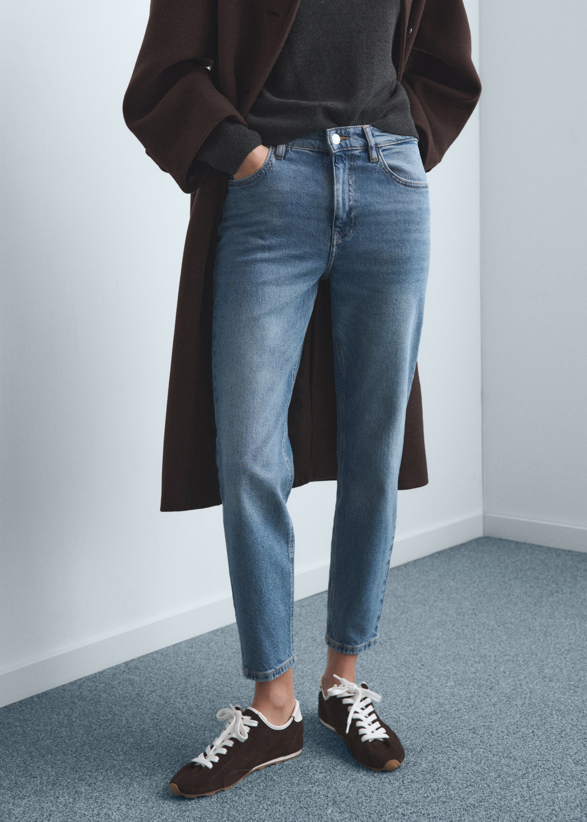 Newmom comfort high-rise jeans - Medium plane, Medium Blue. Ref: 27011242-00.