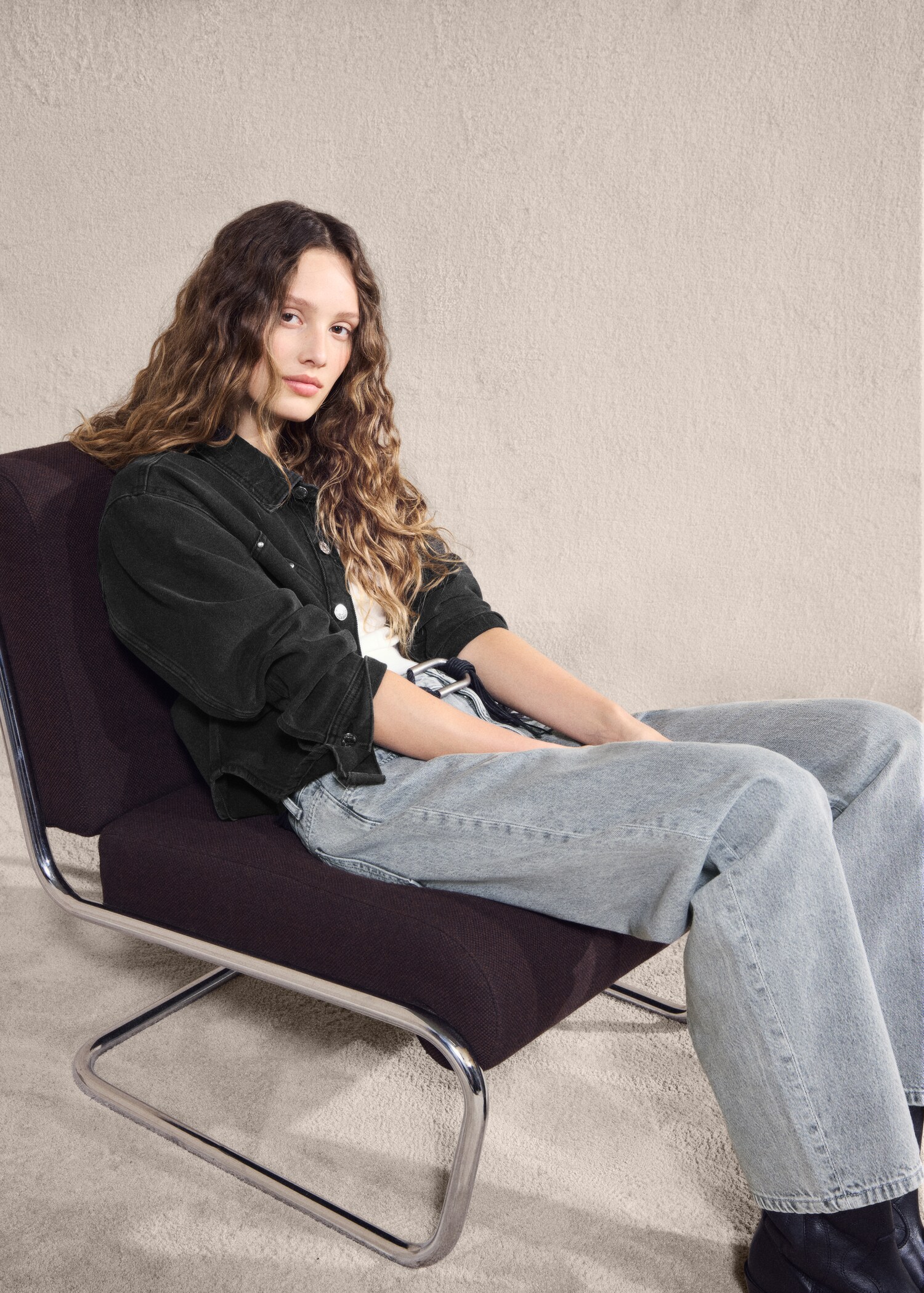 Jeans mit niedriger Taille - Details of the article 7