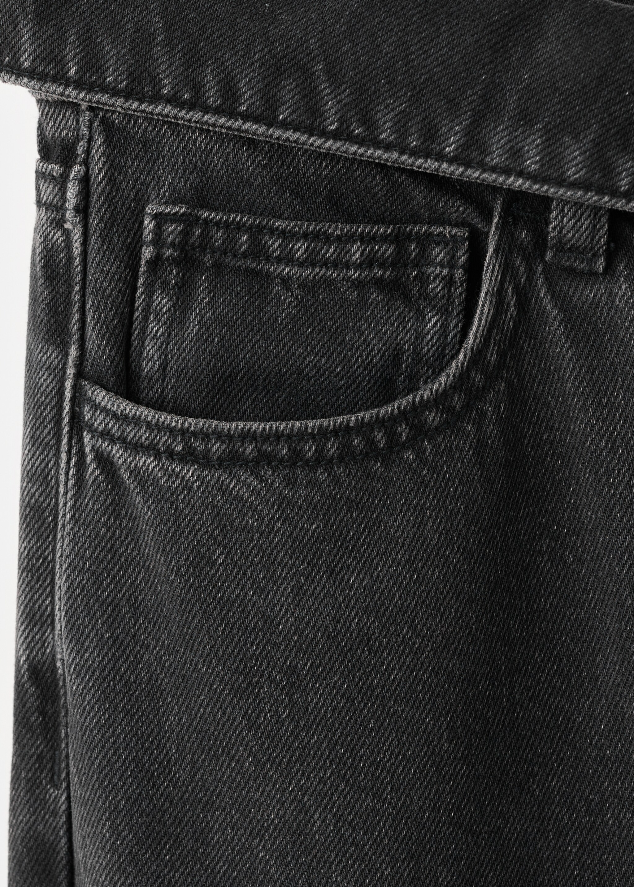 Low-waist jeans with turn-ups - Details of the article 0, Black denim. Ref: 27011250-00.