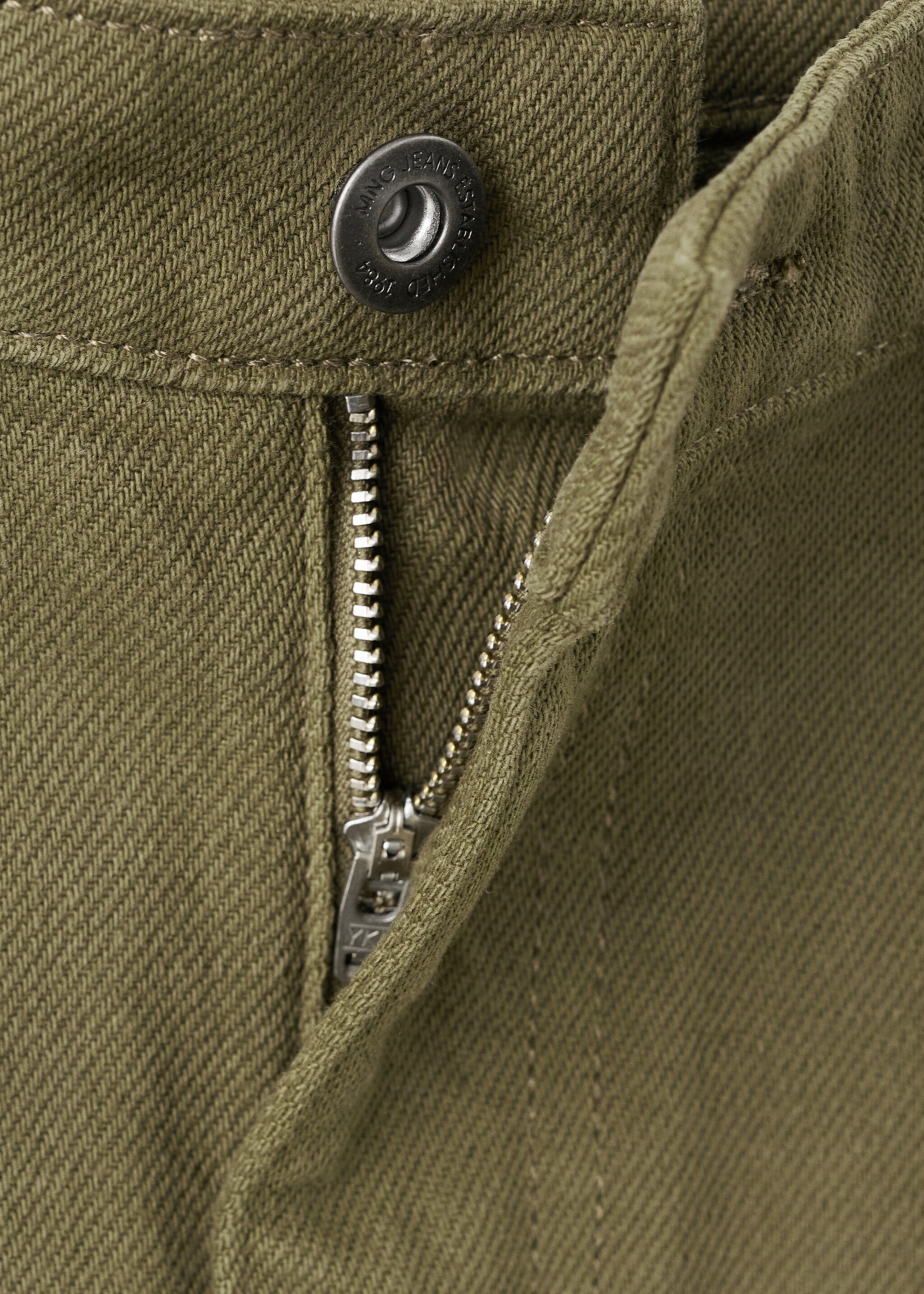 Low-rise balloon jeans - Details of the article 8, Khaki. Ref: 27011271-00.