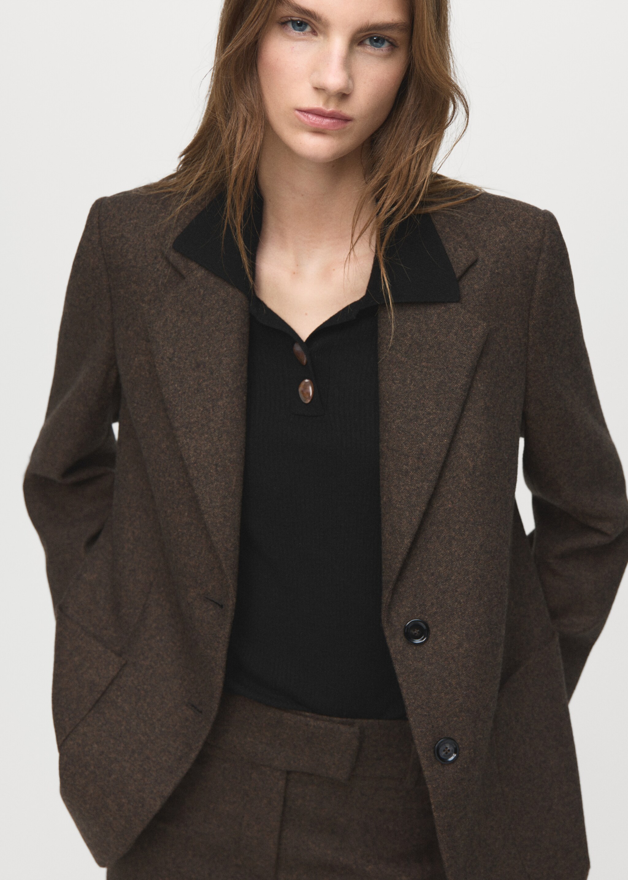 Polo-neck ribbed sweater - Details of the article 2, Black. Ref: 27011277-00.