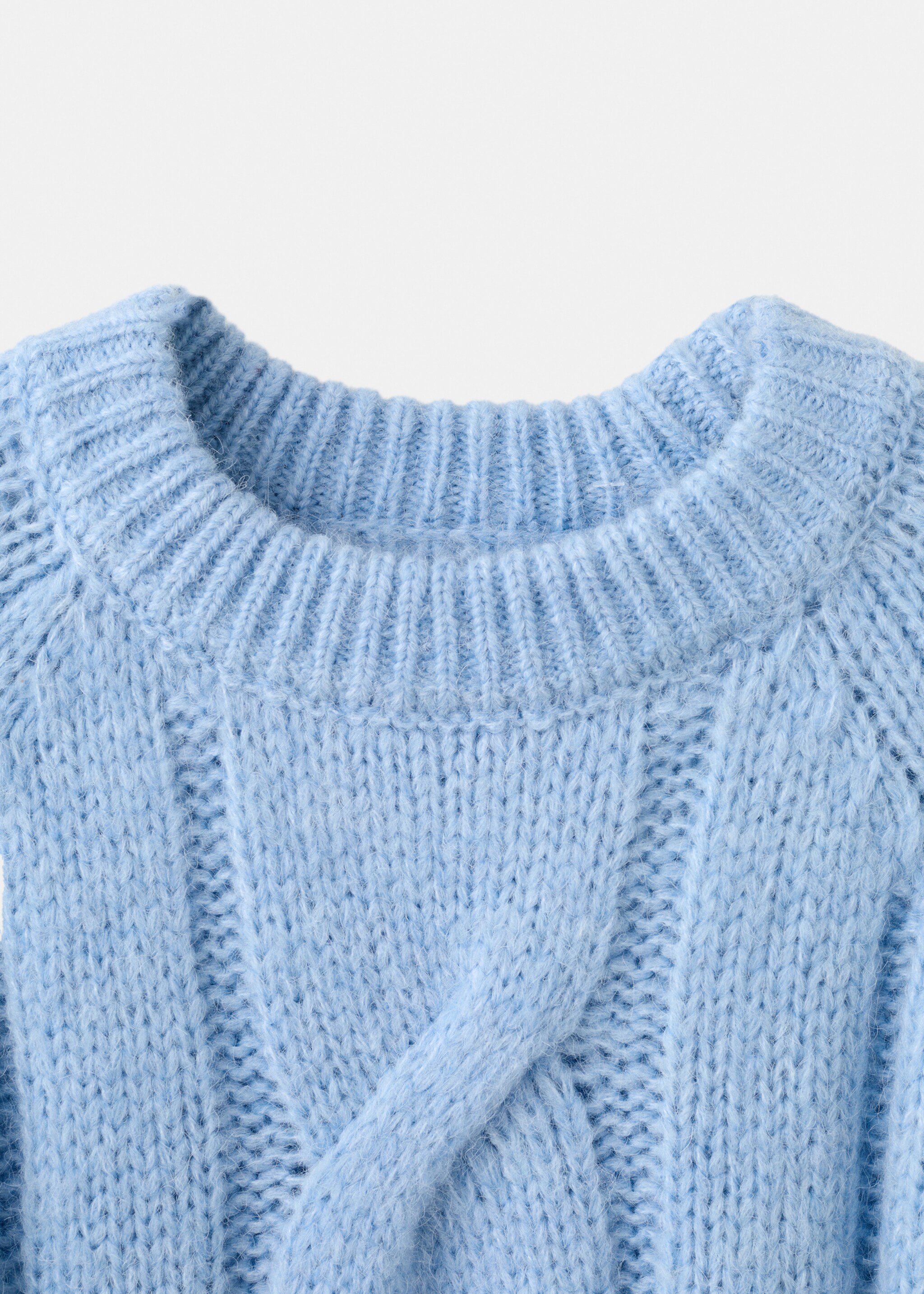 Braided knitted sweater - Details of the article 8, Sky Blue. Ref: 27011278-00.
