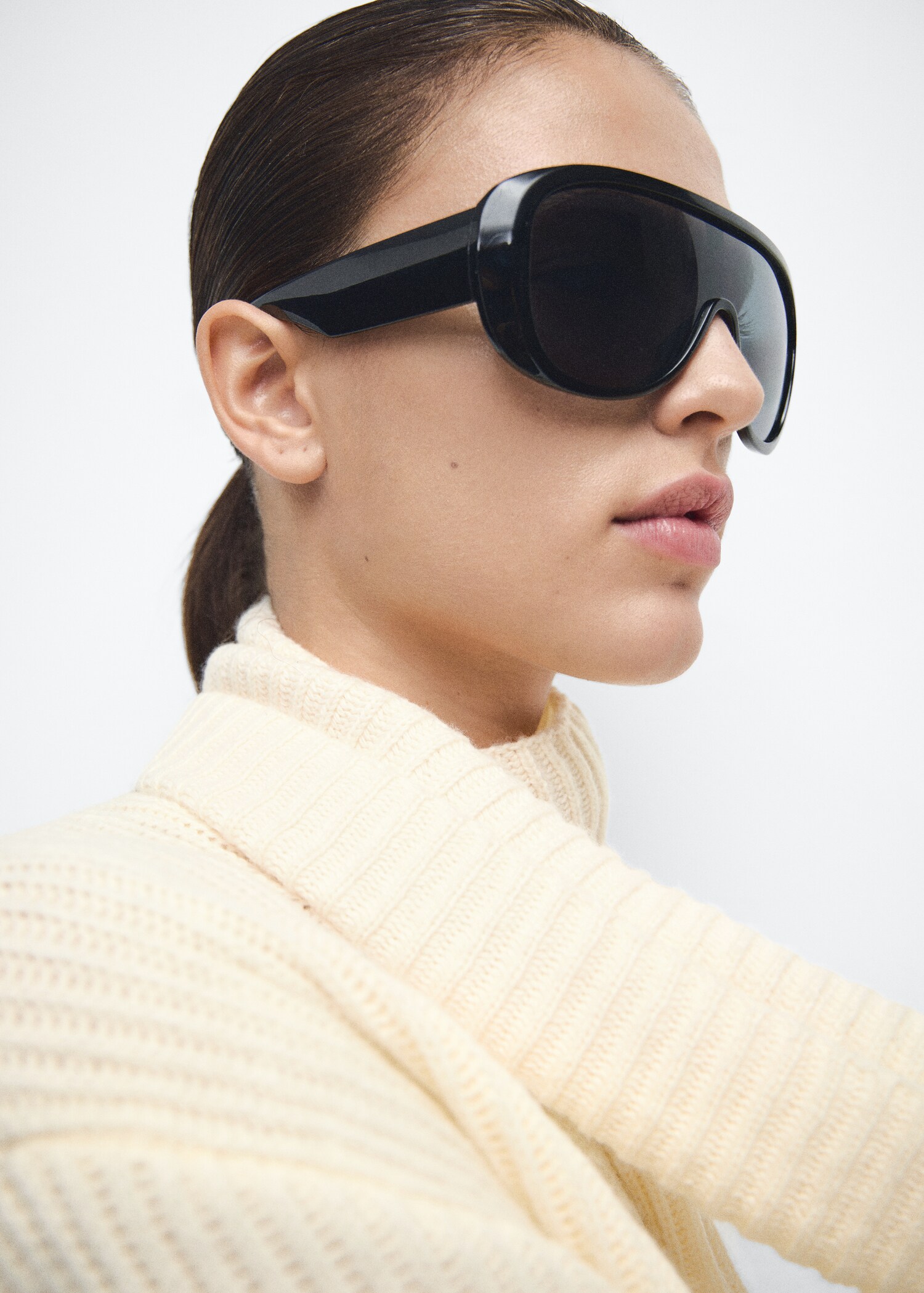 Pull en maille côtelée avec foulard décoratif - Détail de l'article 1