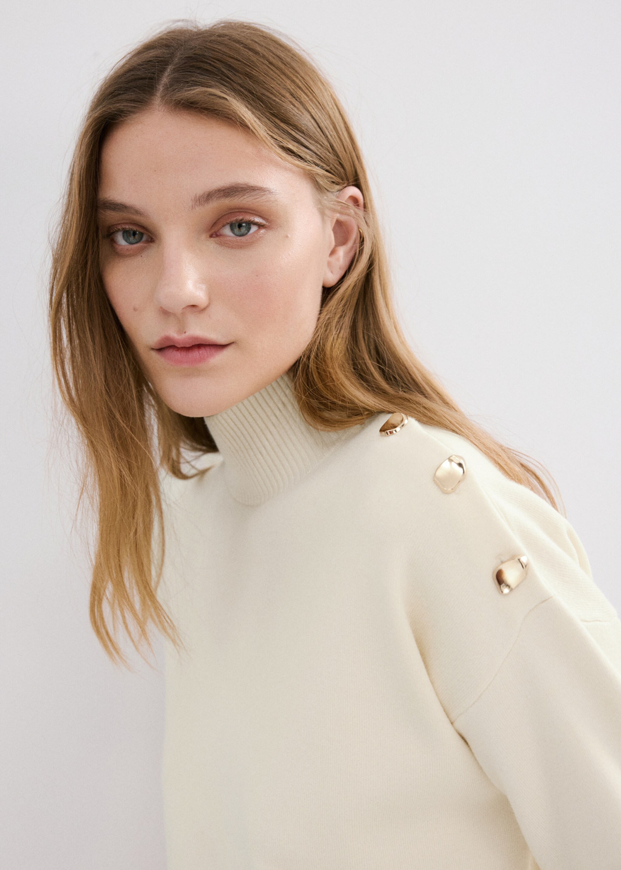 Плетен пуловер с копчета с камъни - Данни за артикула 1, Екрю. Ref: 27011281-00.