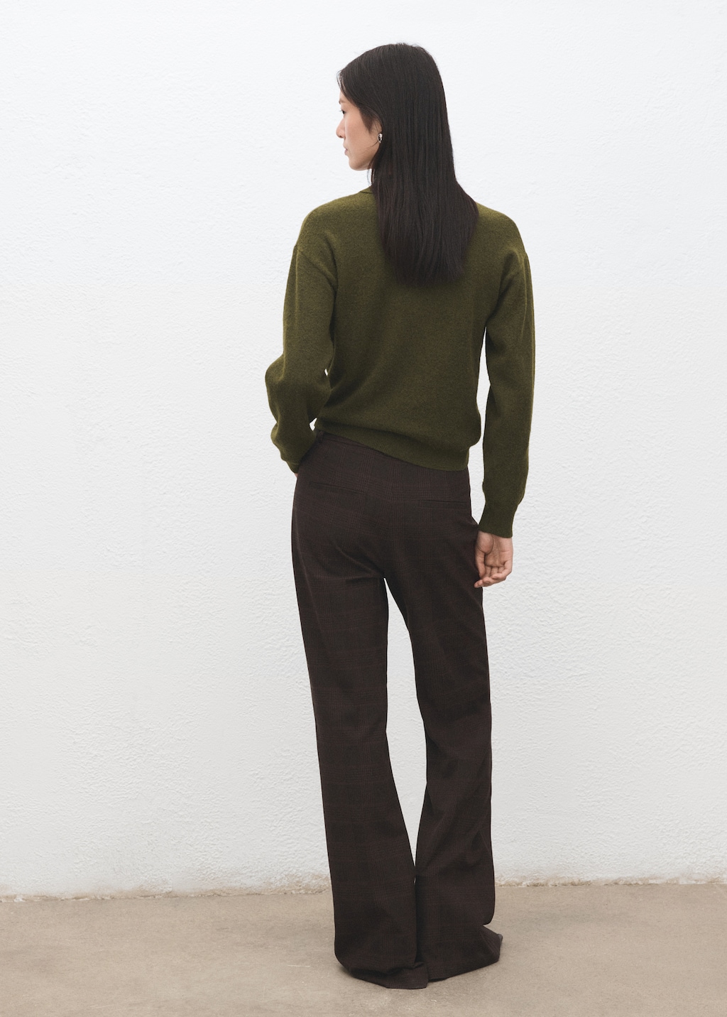 Long-sleeved polo-neck sweater
