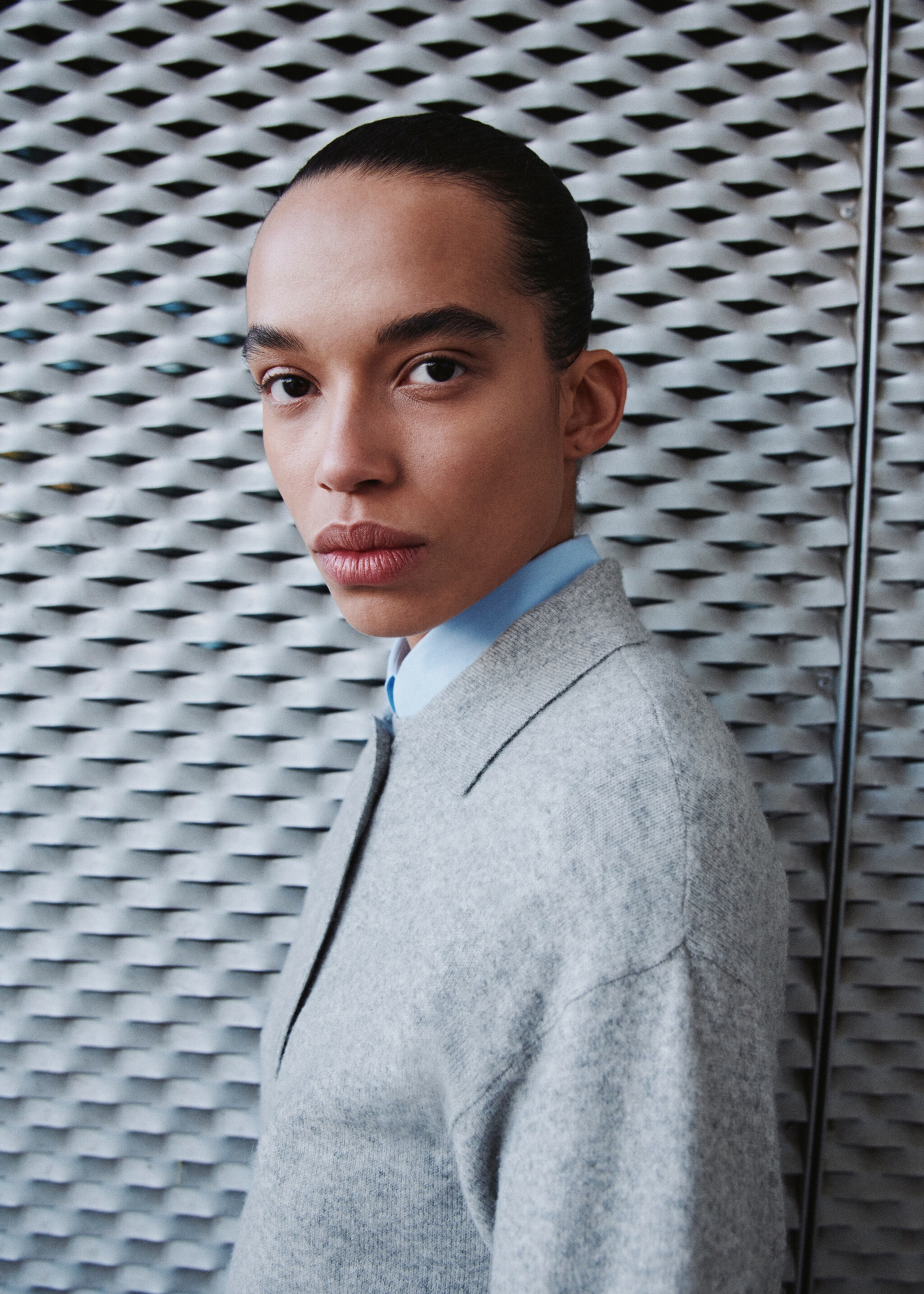 Long-sleeved polo-neck sweater - Details of the article 1, Light Heather Grey. Ref: 27011282-00.