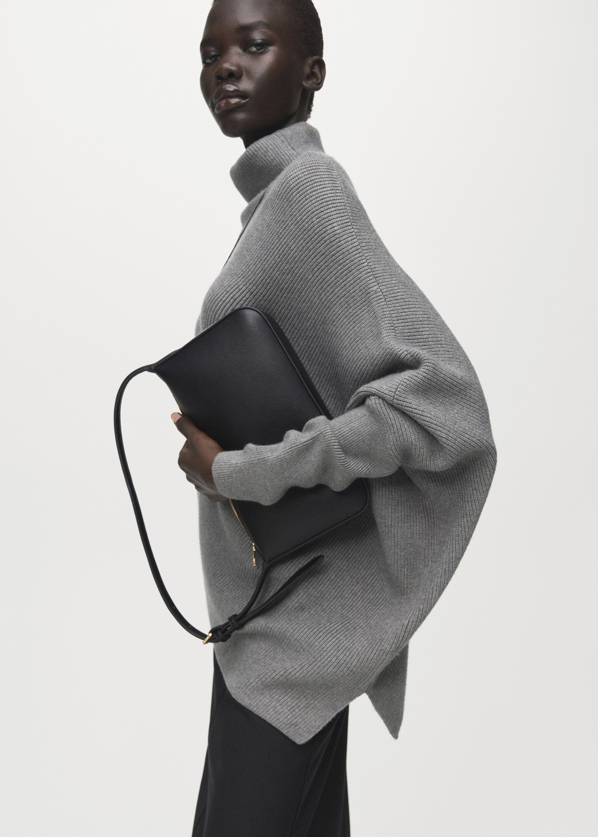 Pull asymétrique col roulé - Détail de l'article 2, Gris chiné moyen. Ref: 27011283-00.