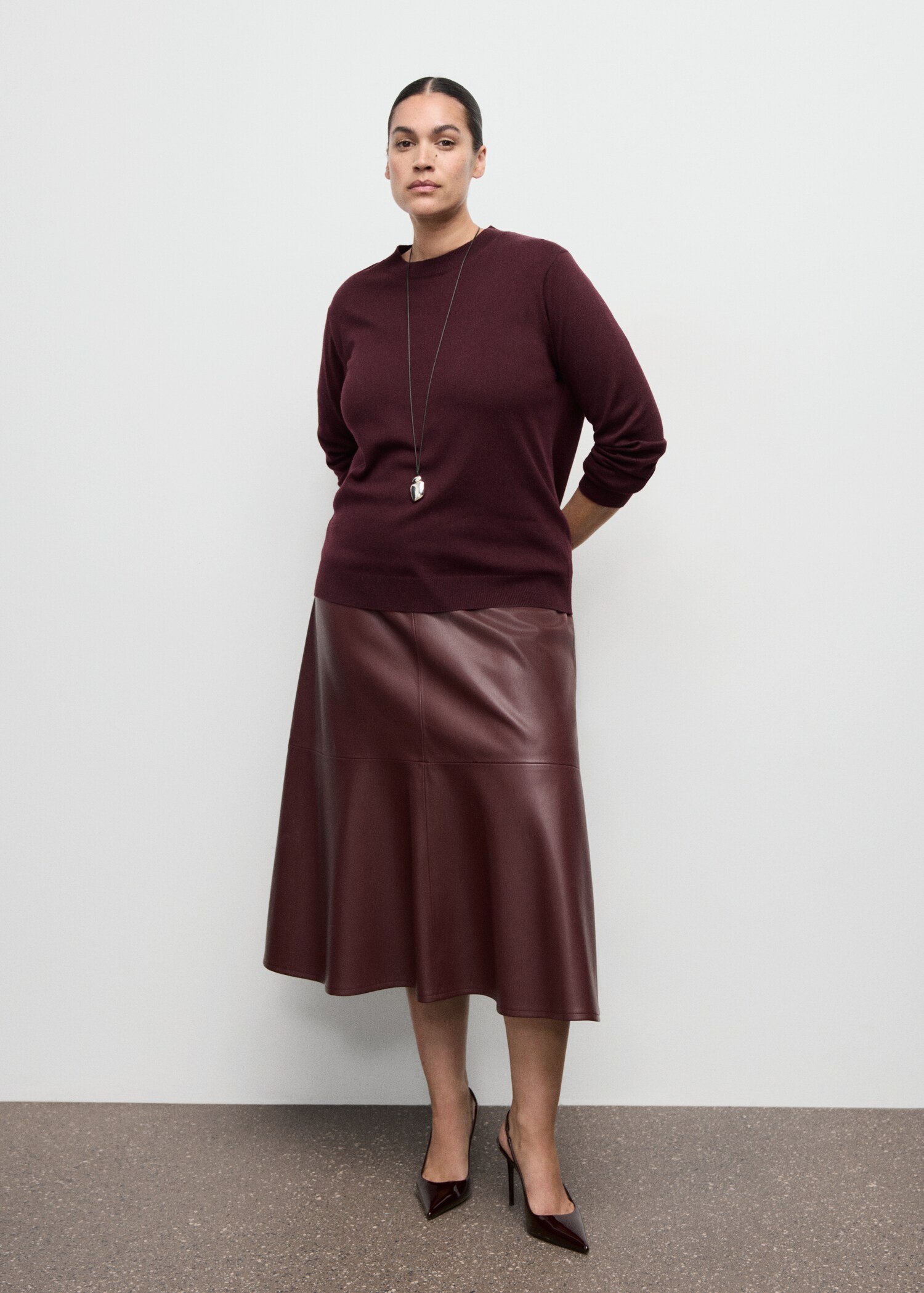 كنزة جيرسي محبوكة برقبة دائرية - تفاصيل المنتج 3