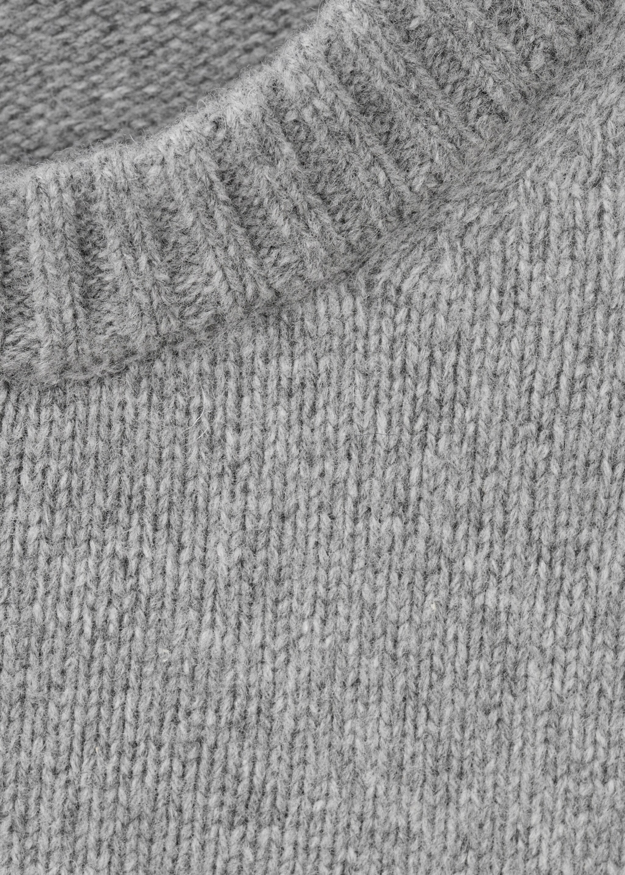 Wool-blend knit sweater - Details of the article 8, Medium Heather Grey. Ref: 27011286-00.