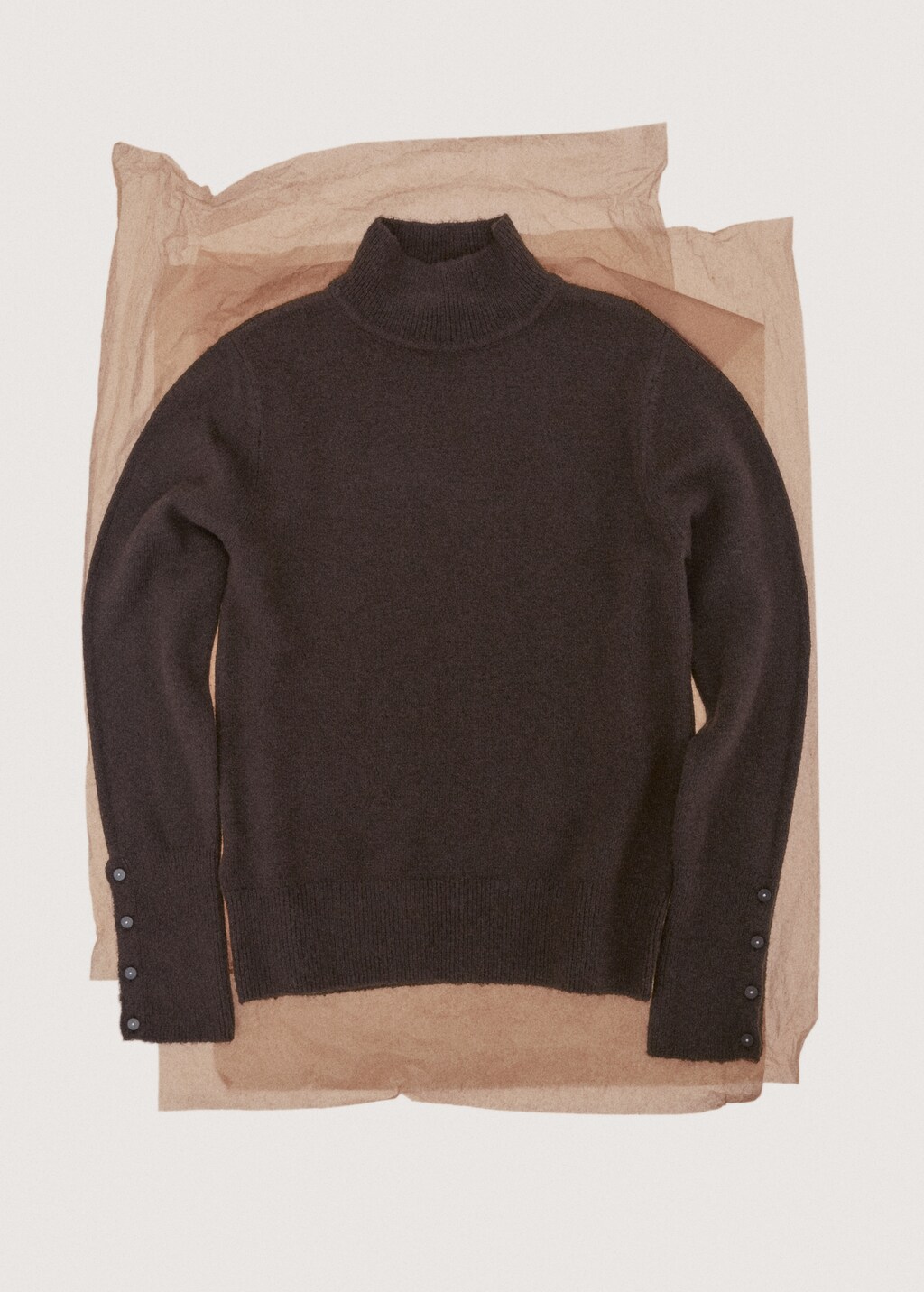 Mango Sweater with buttoned cuffs and perkins collar