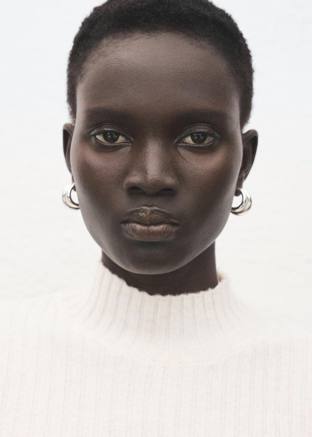 Mango Fitted sweater with perkins neck