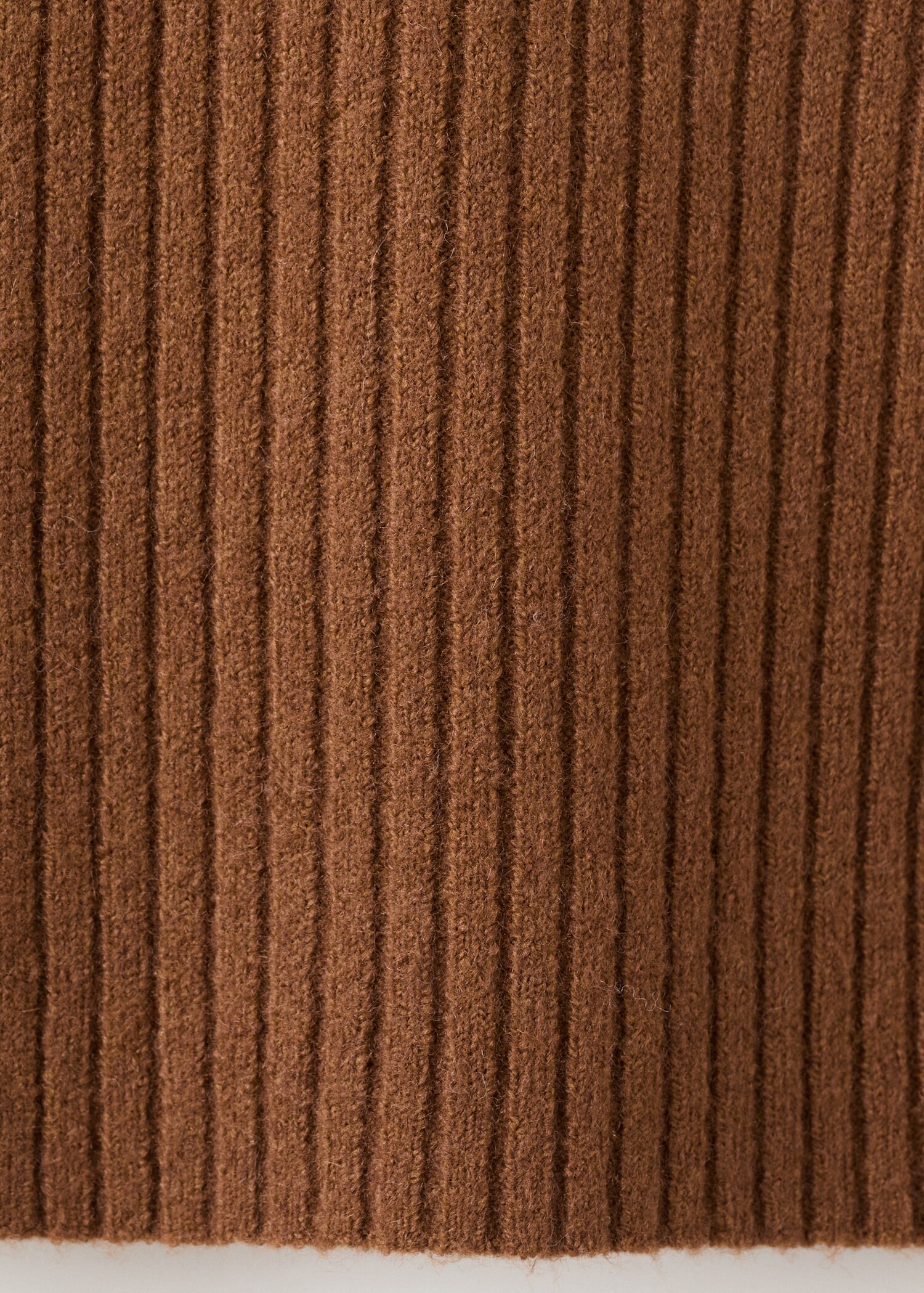 Jersey entallado cuello perkins - Detalle del artículo 0