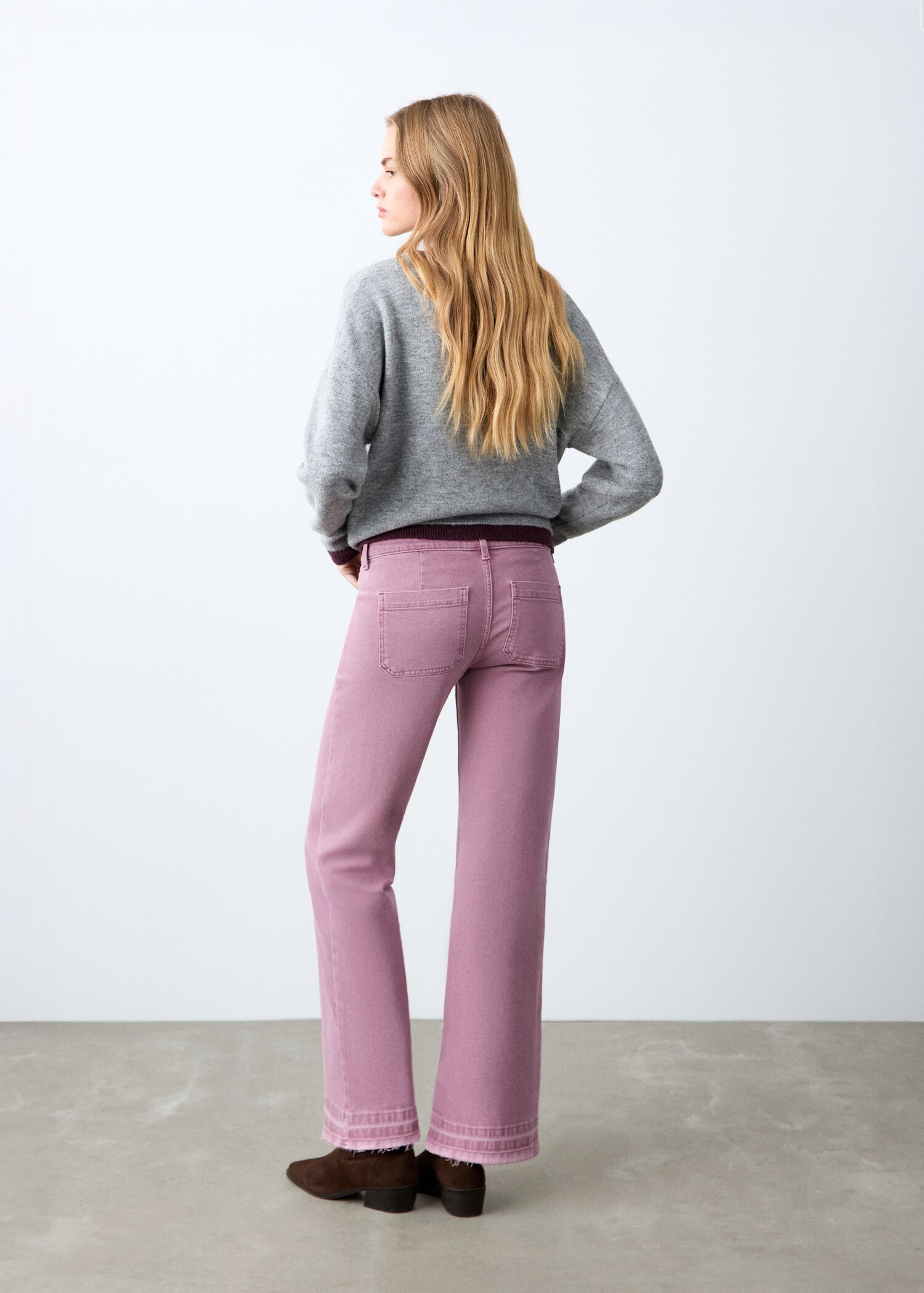 Frayed hem straight jeans - Reverse of the article