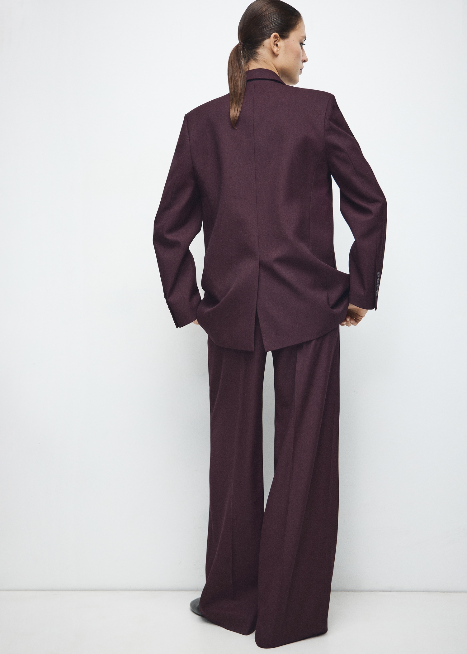 Wide leg suit trousers - Reverse of the article