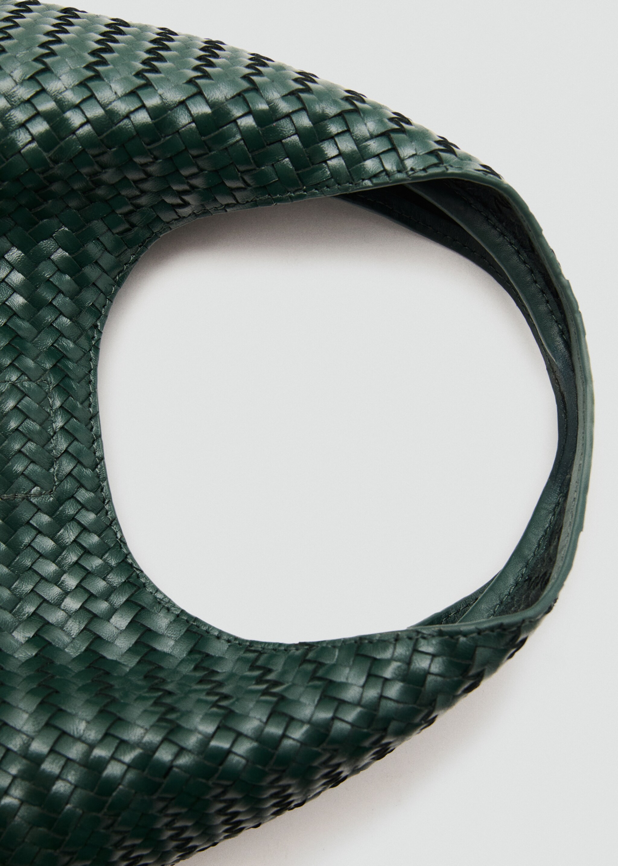 Mini sac à main cuir tressé - Détail de l'article 1, Vert foncé. Ref: 27011301-00.