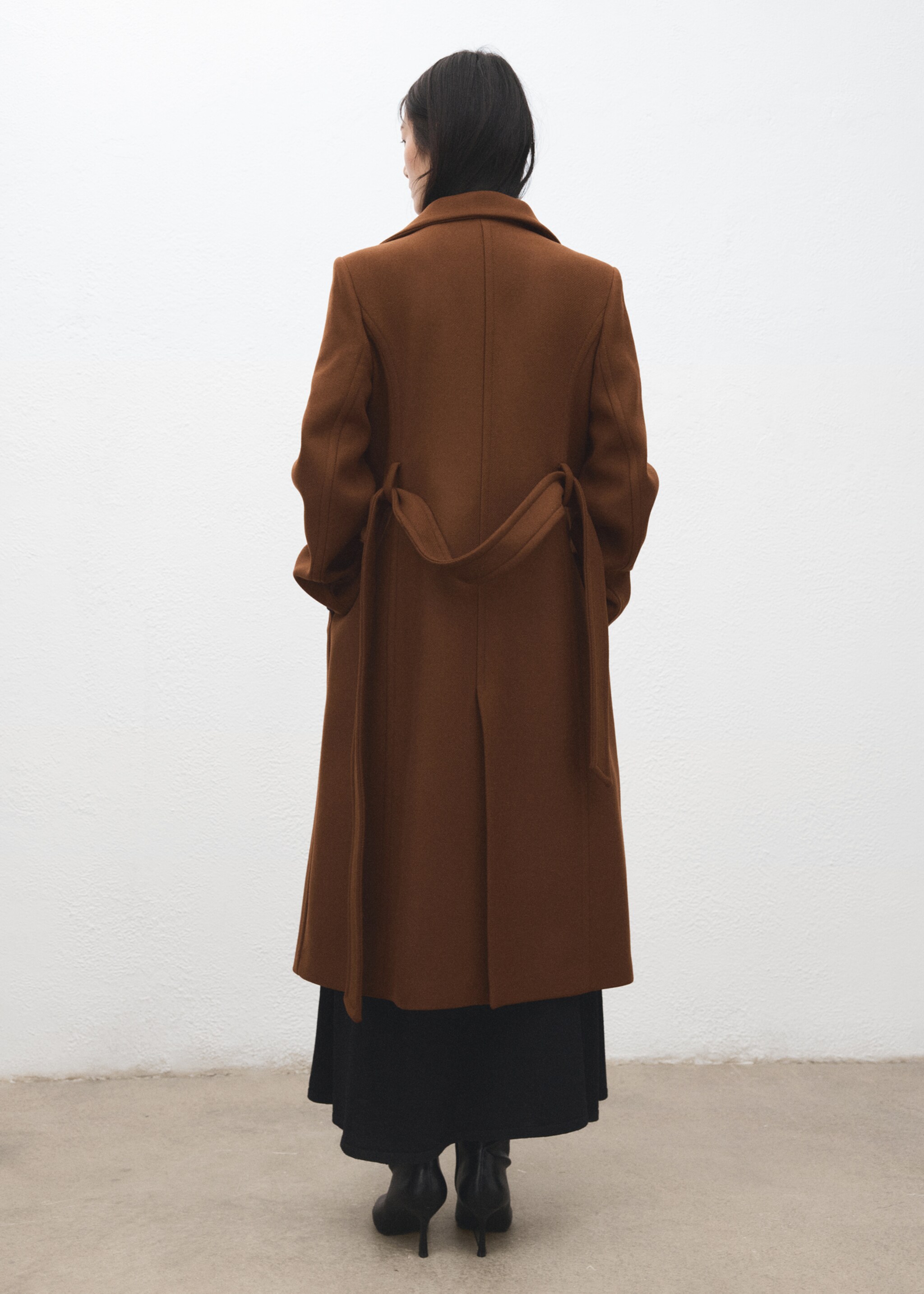 Manteco wool coat with belt - Reverse of the article, Medium Brown. Ref: 27011305-00.