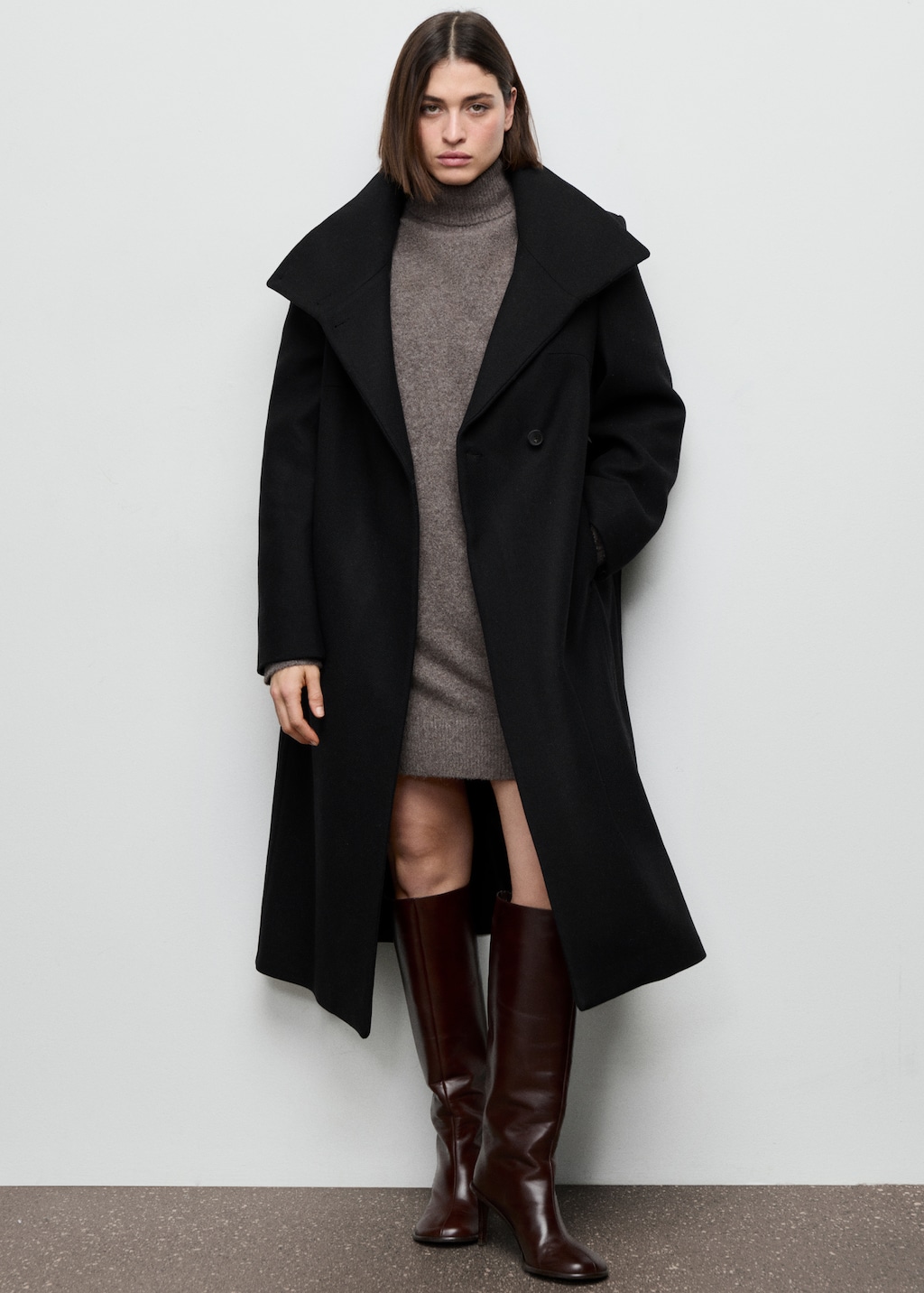 Manteco wool coat with belt