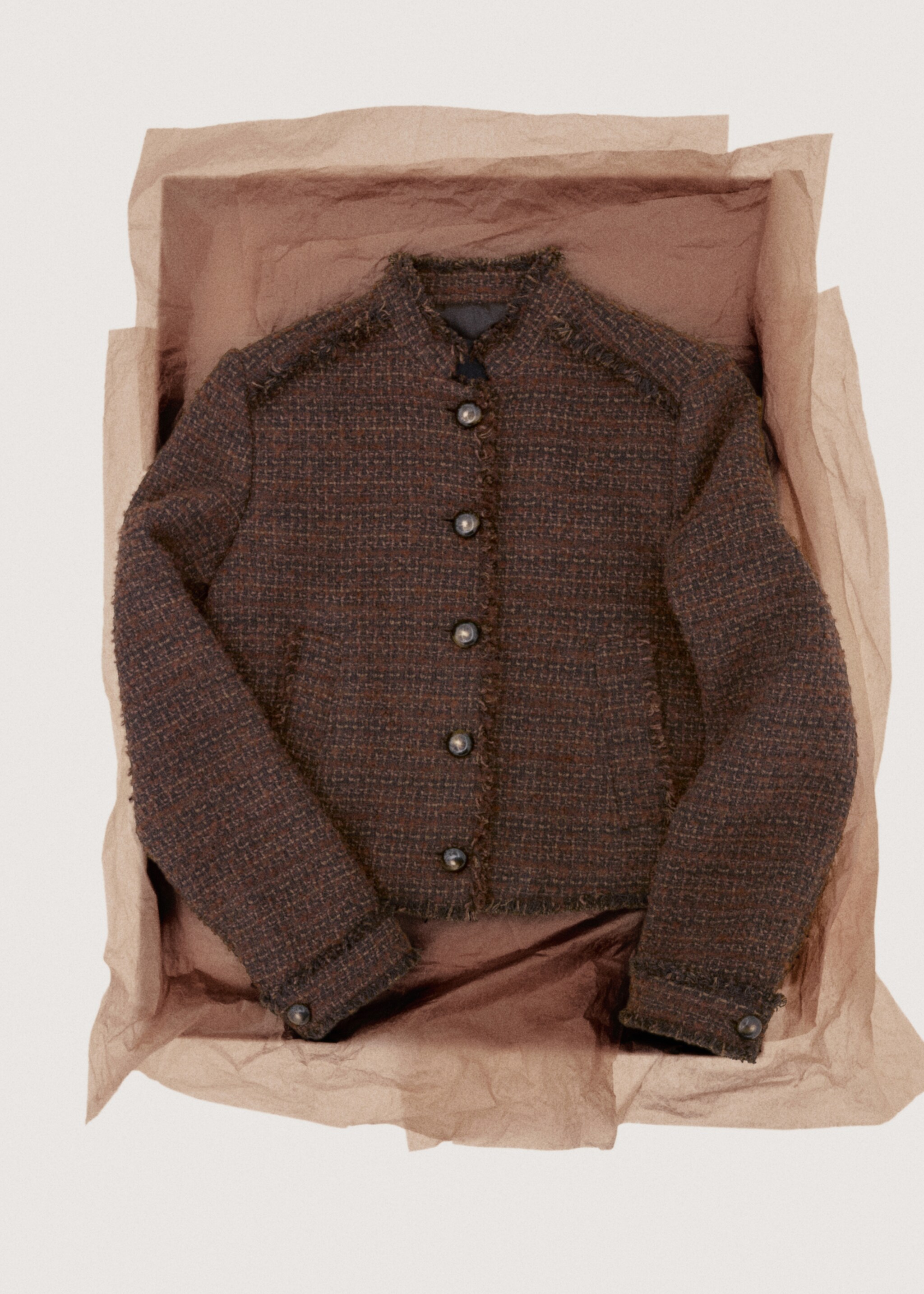 Tweed jacket with frayed ends - Details of the article 7, Brown. Ref: 27011326-00.