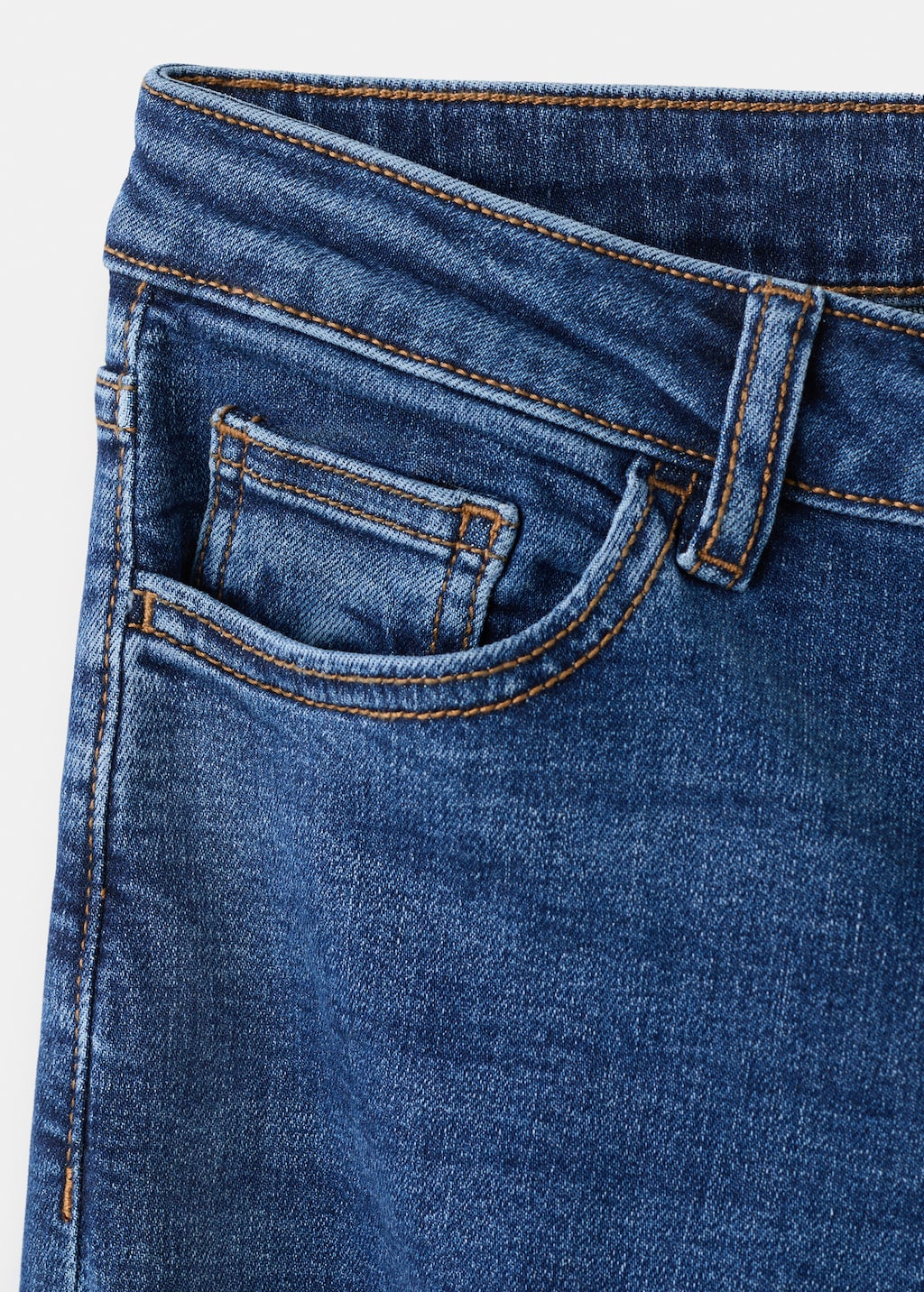 Low-waist wide leg jeans