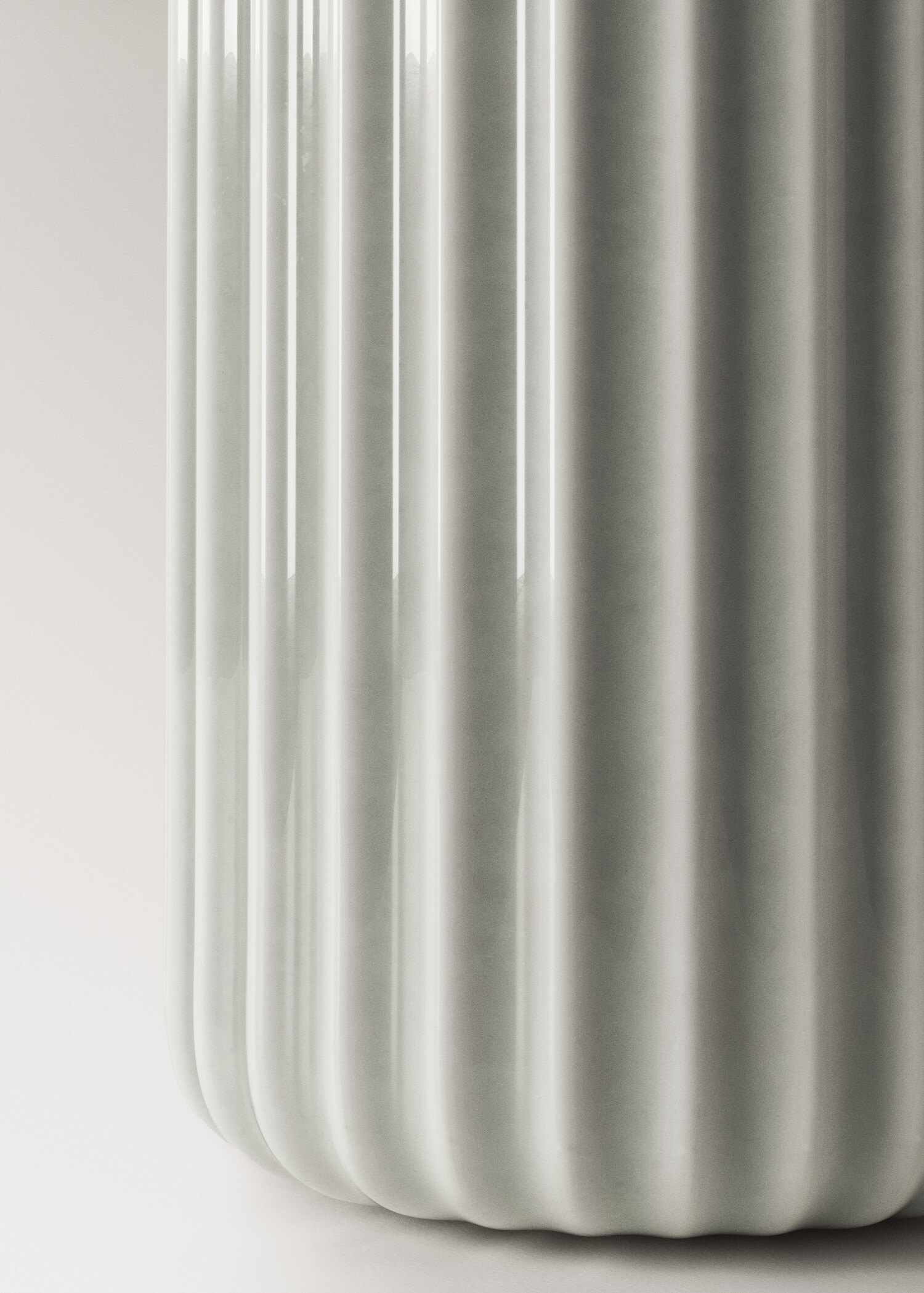 Hög stengodsvas med linjer - Detaljer om artikeln 2