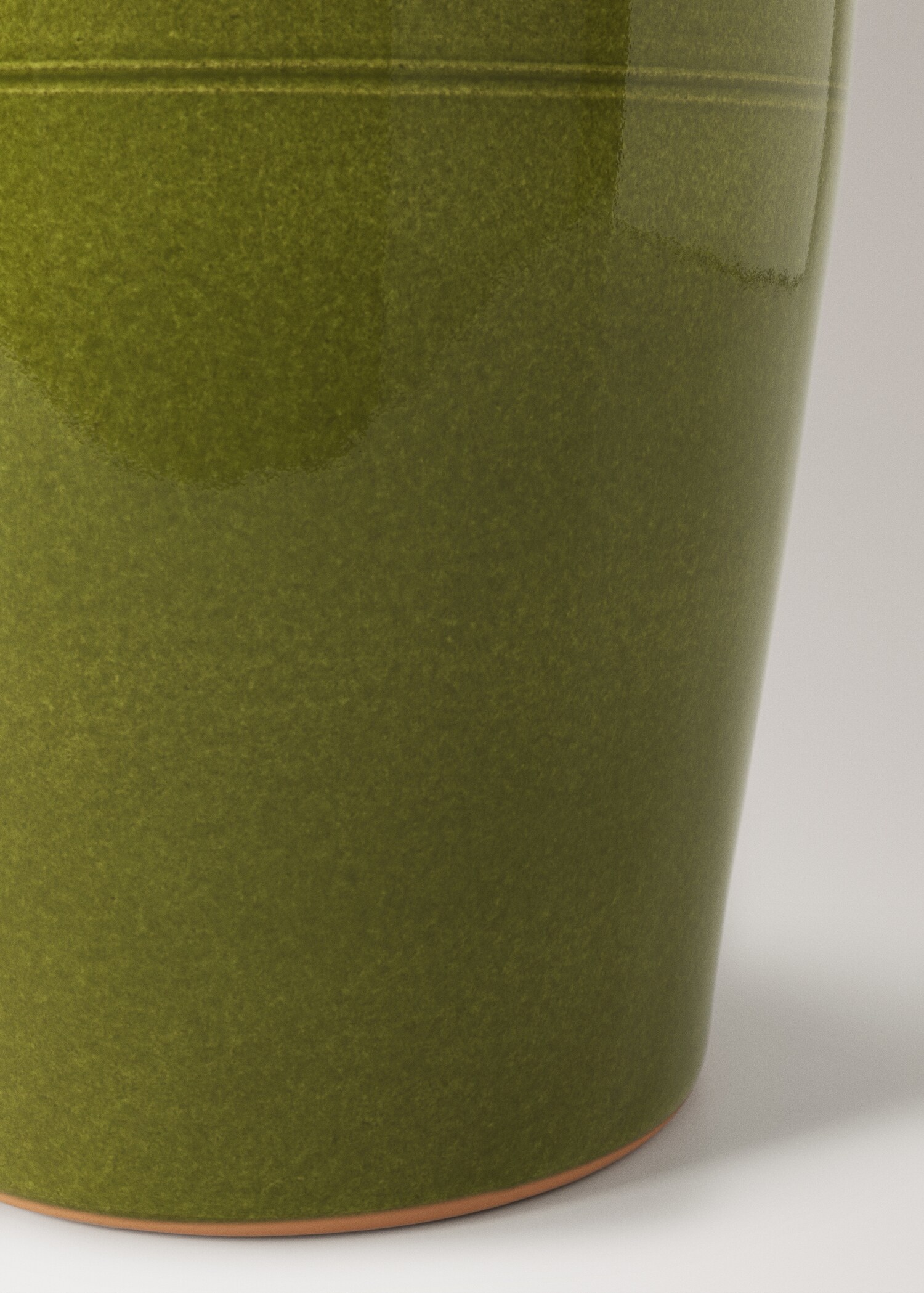 Großer Terrakotta-Topf mit Wellenmuster - Detail des Artikels 2