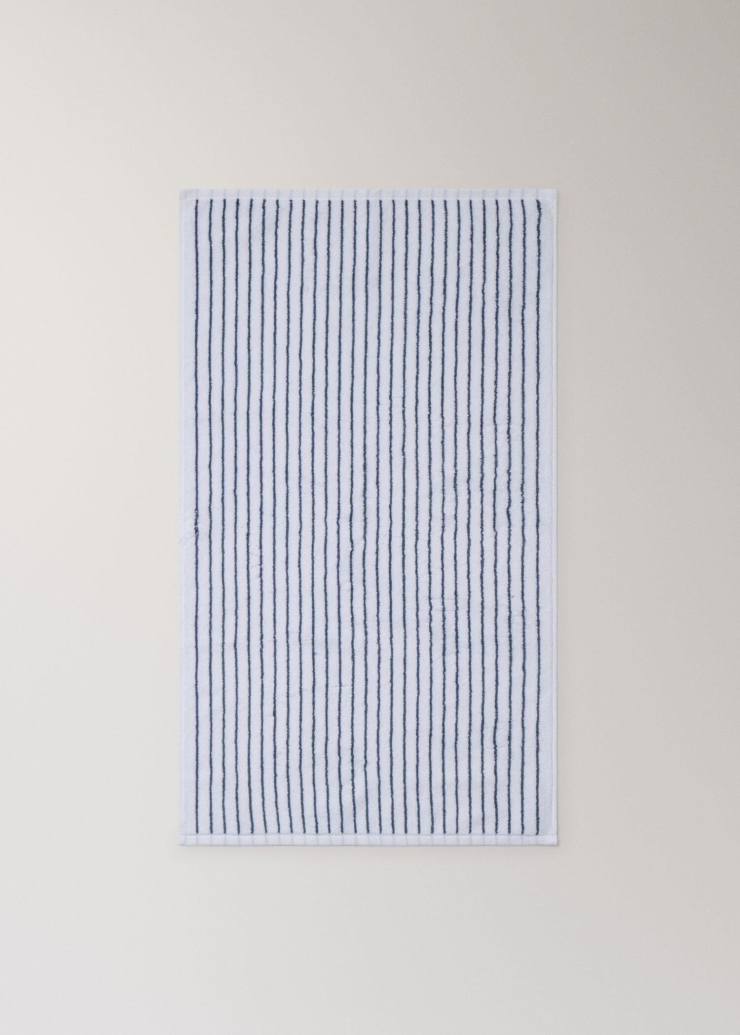 Two-tone striped cotton washcloth - Details of the article 4