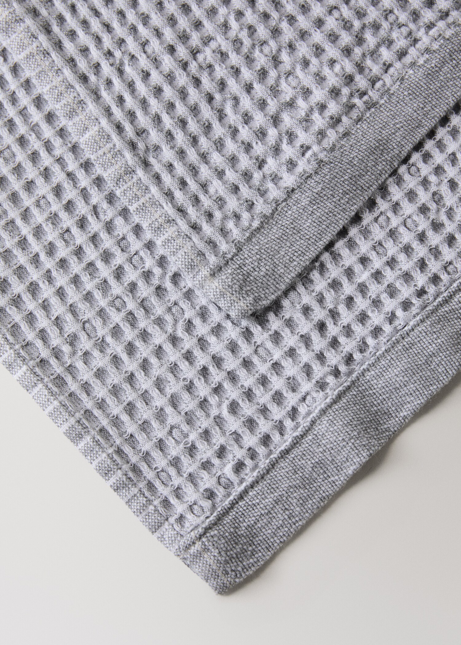 Waffle cotton washbasin towel - Details of the article 2
