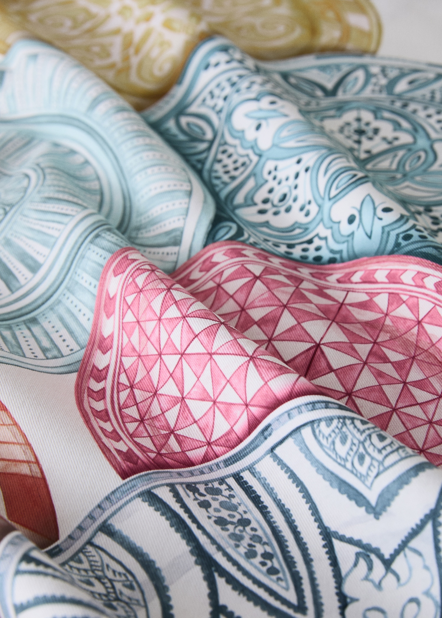 Cotton tablecloth Moroccan style for 6 to 8 diners - Details of the article 2