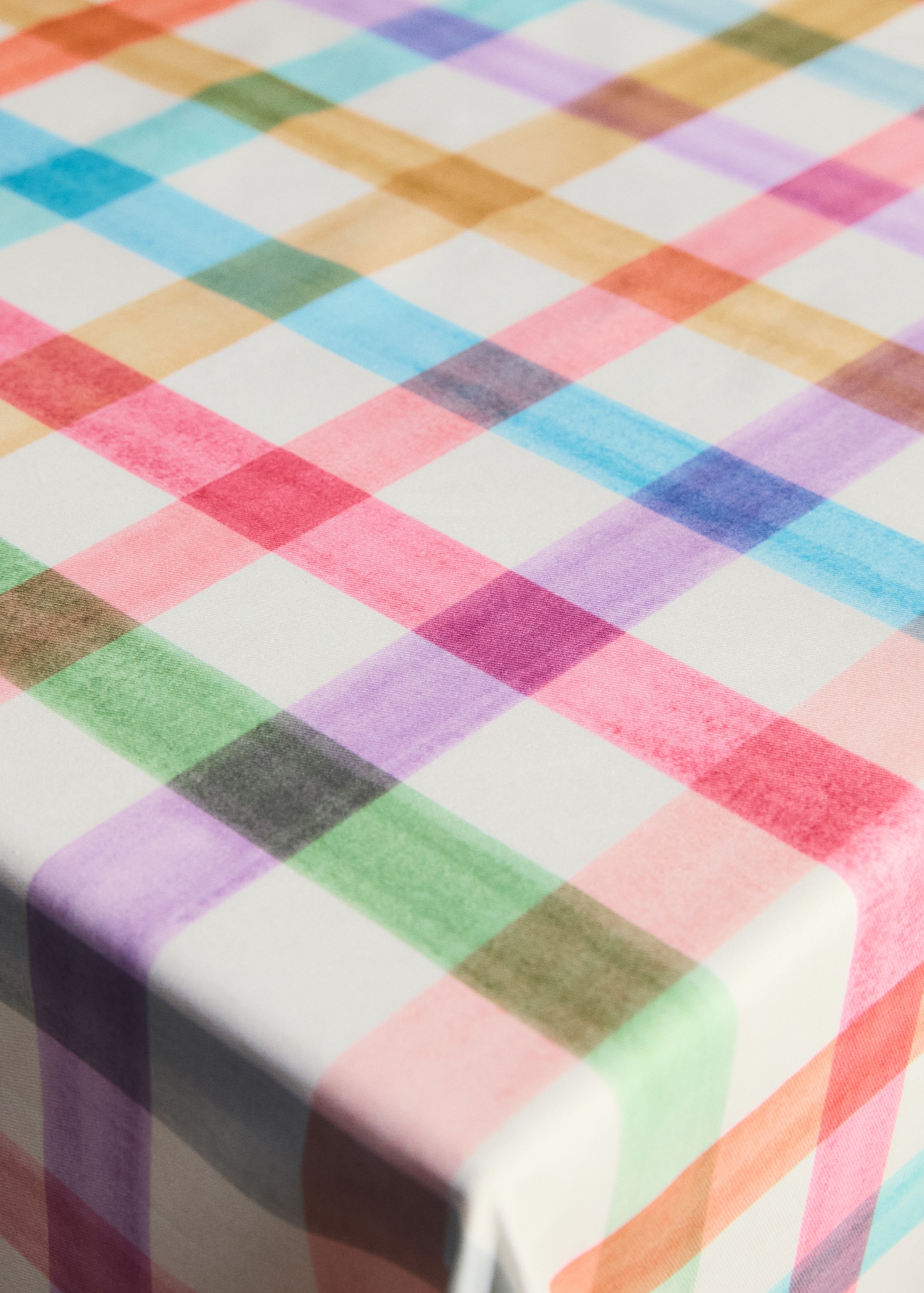 Resin-coated tablecloth with brushstroke stripe effect for 2 to 4 guests - Details of the article 8