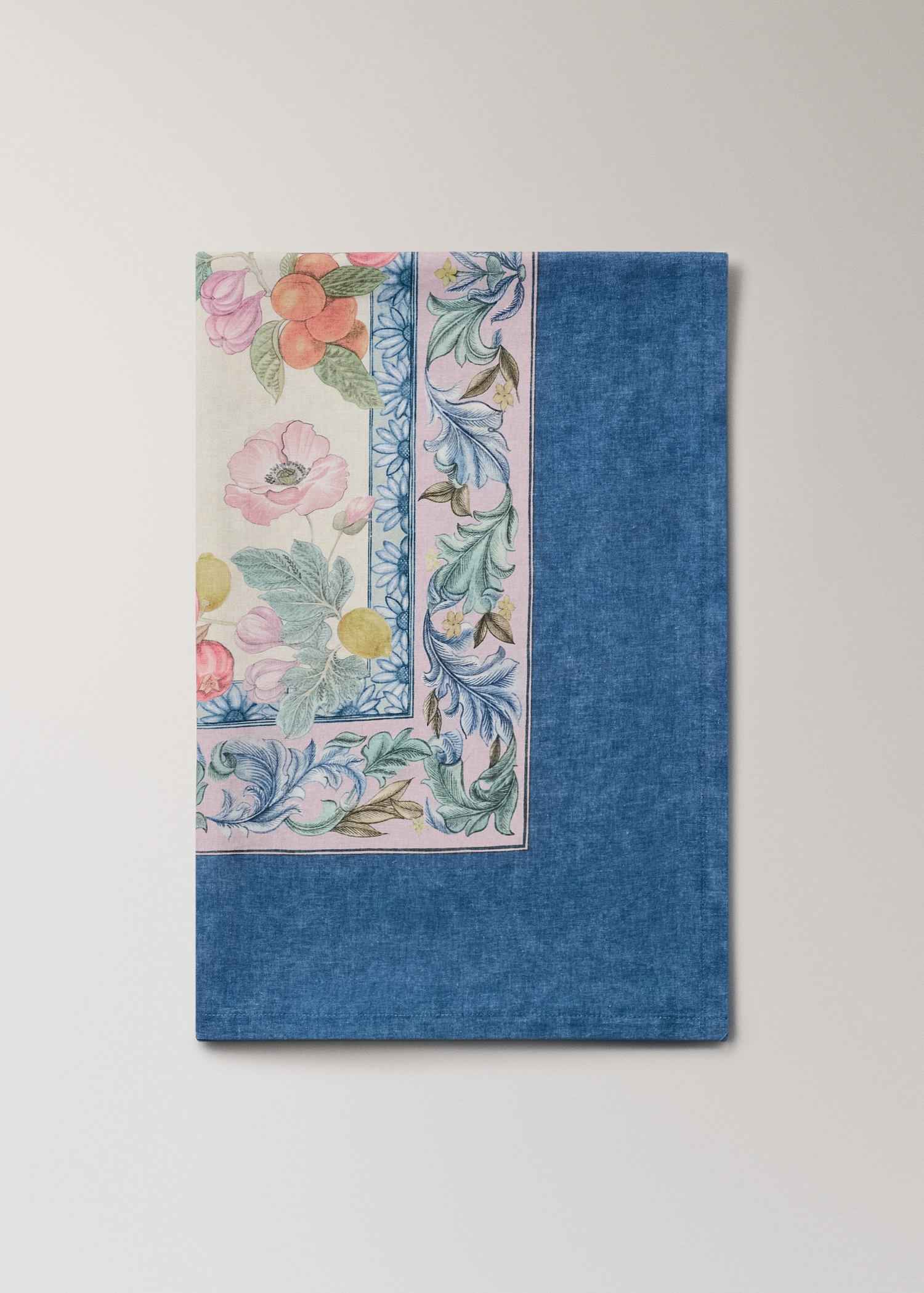 Бавовняна скатертина в різноколірну смужку на 2–4 персони - Товар без моделі