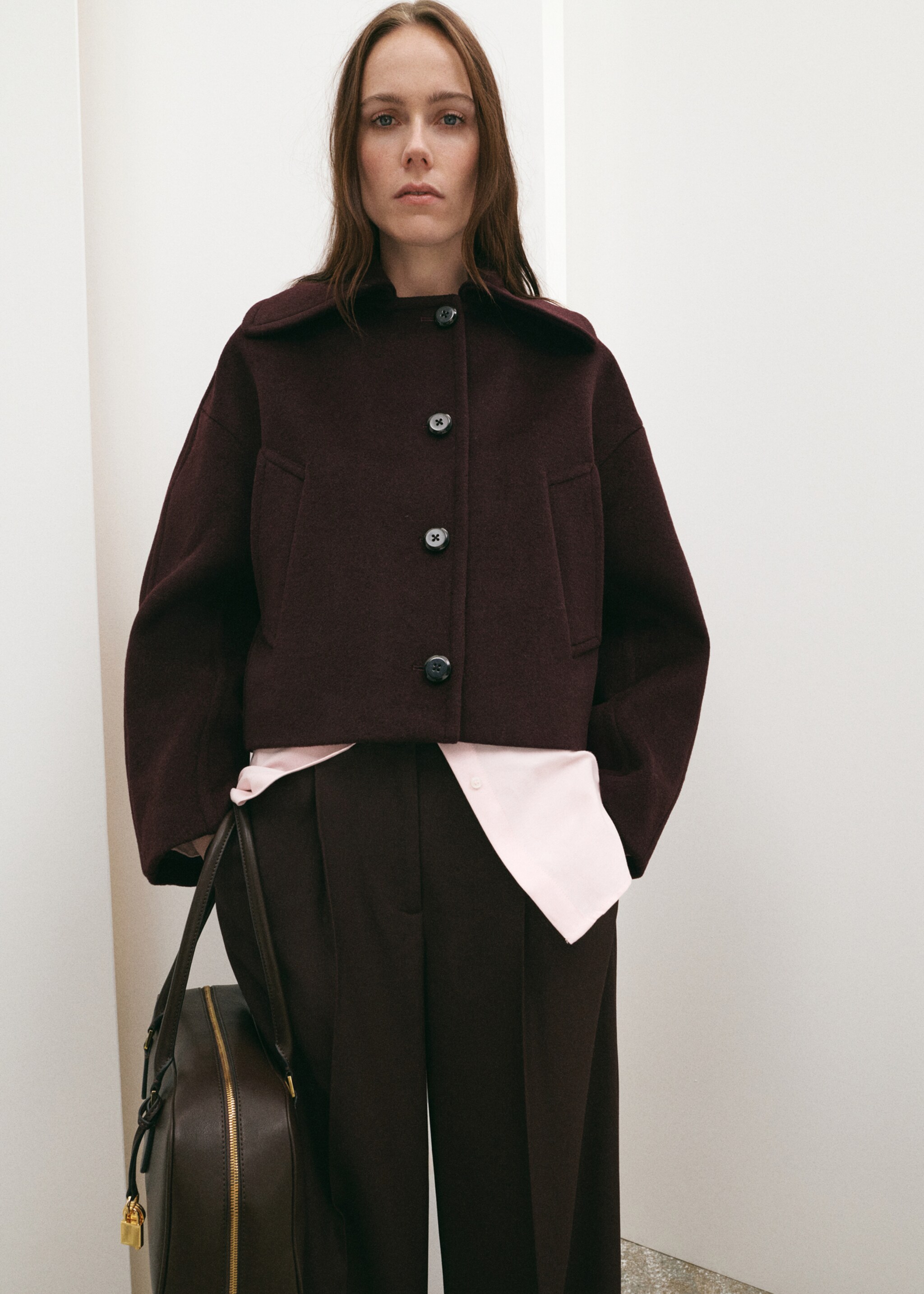 Wool jacket with a shirt collar - Medium plane, Maroon. Ref: 27012541-00.