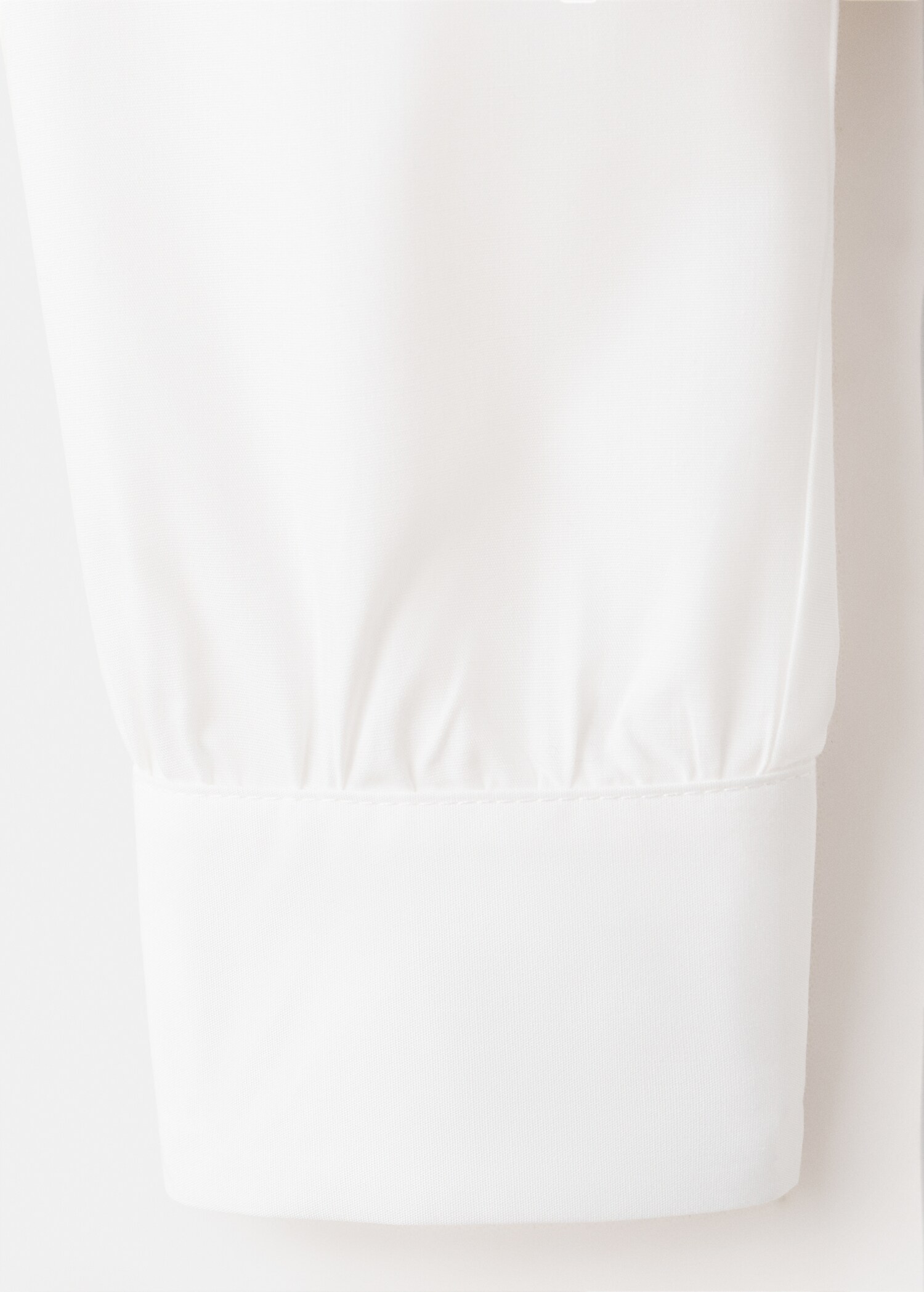 Mixed V-neck sweater - Details of the article 0