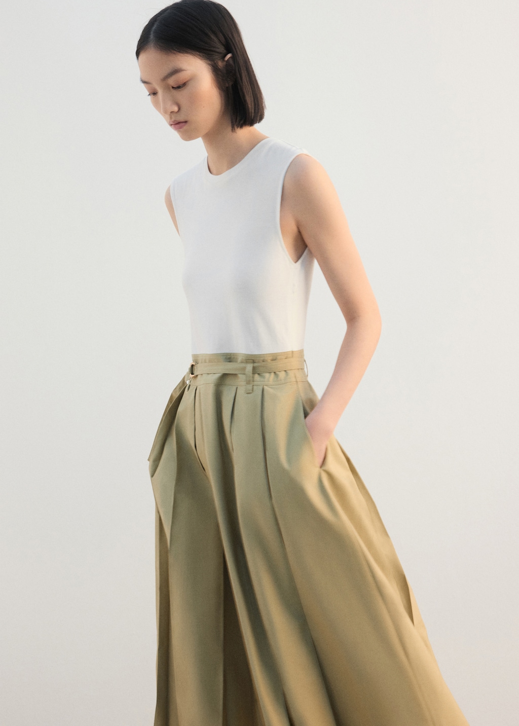 Flared midi-dress with belt