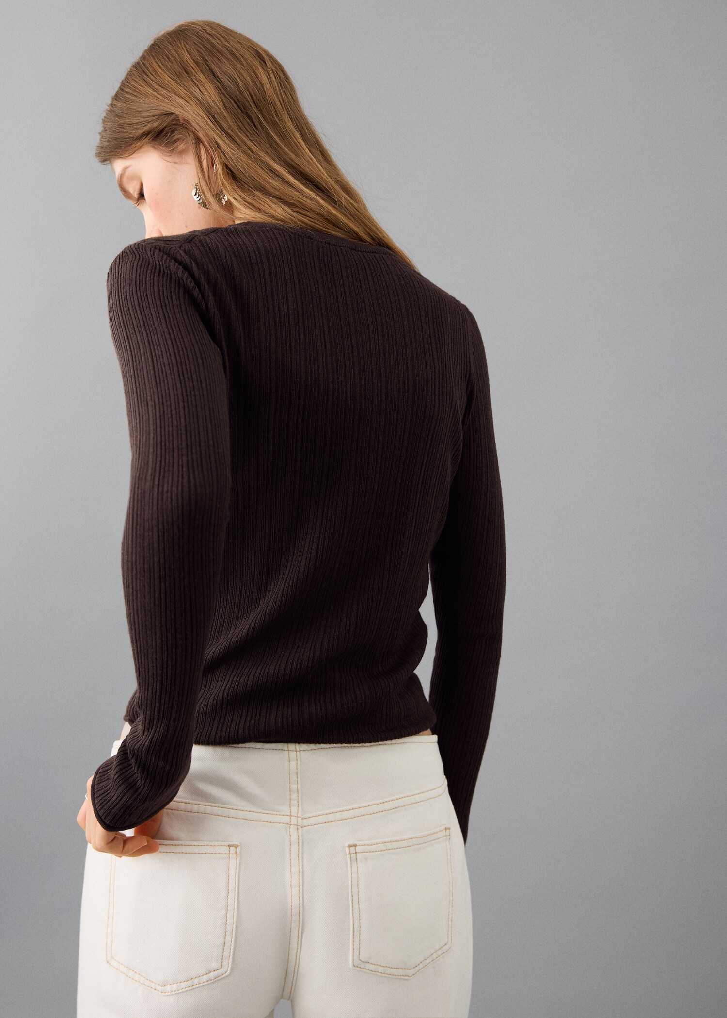 Pull-over en maille fine - Verso de l’article