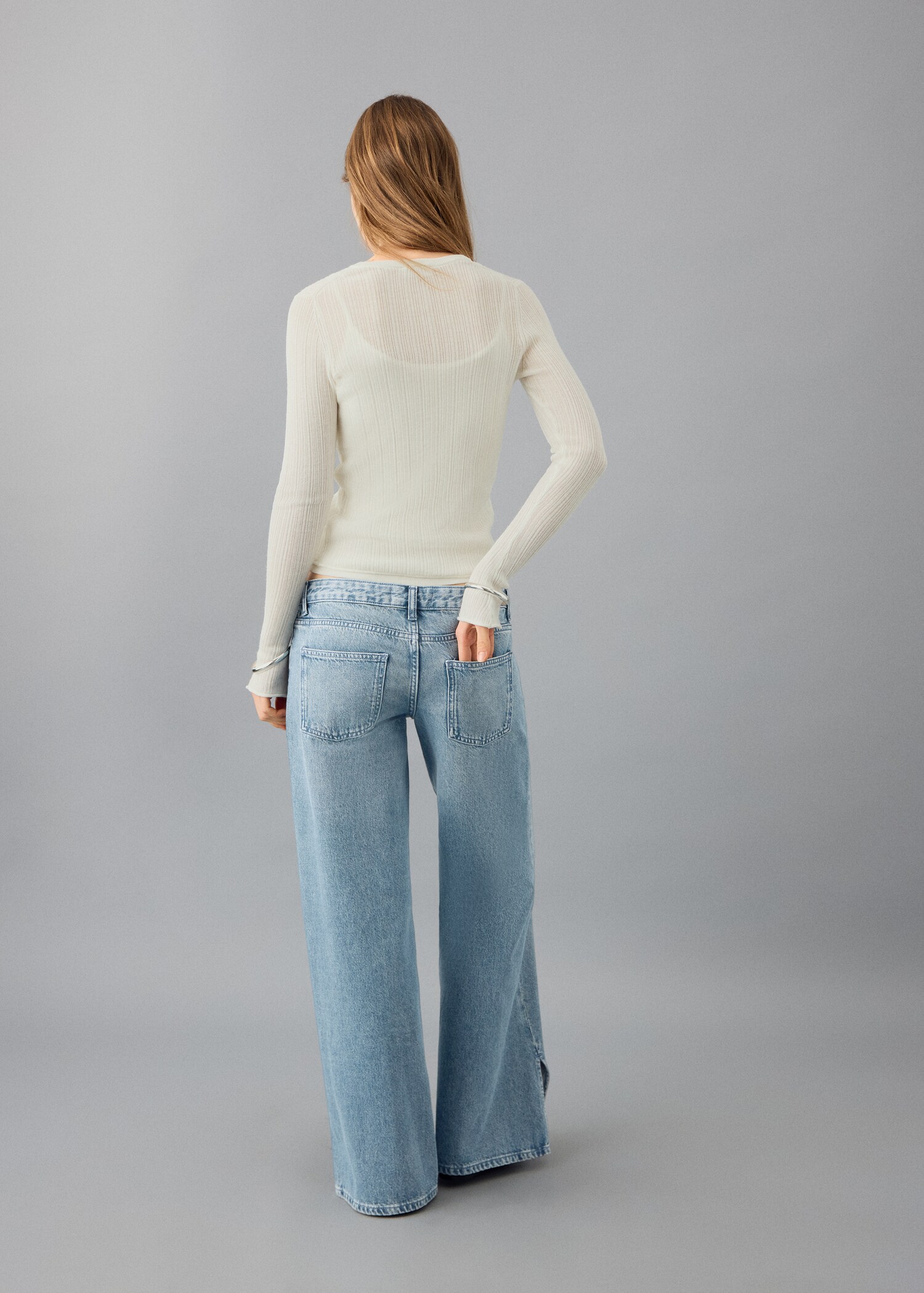 Pull-over en maille fine - Verso de l’article