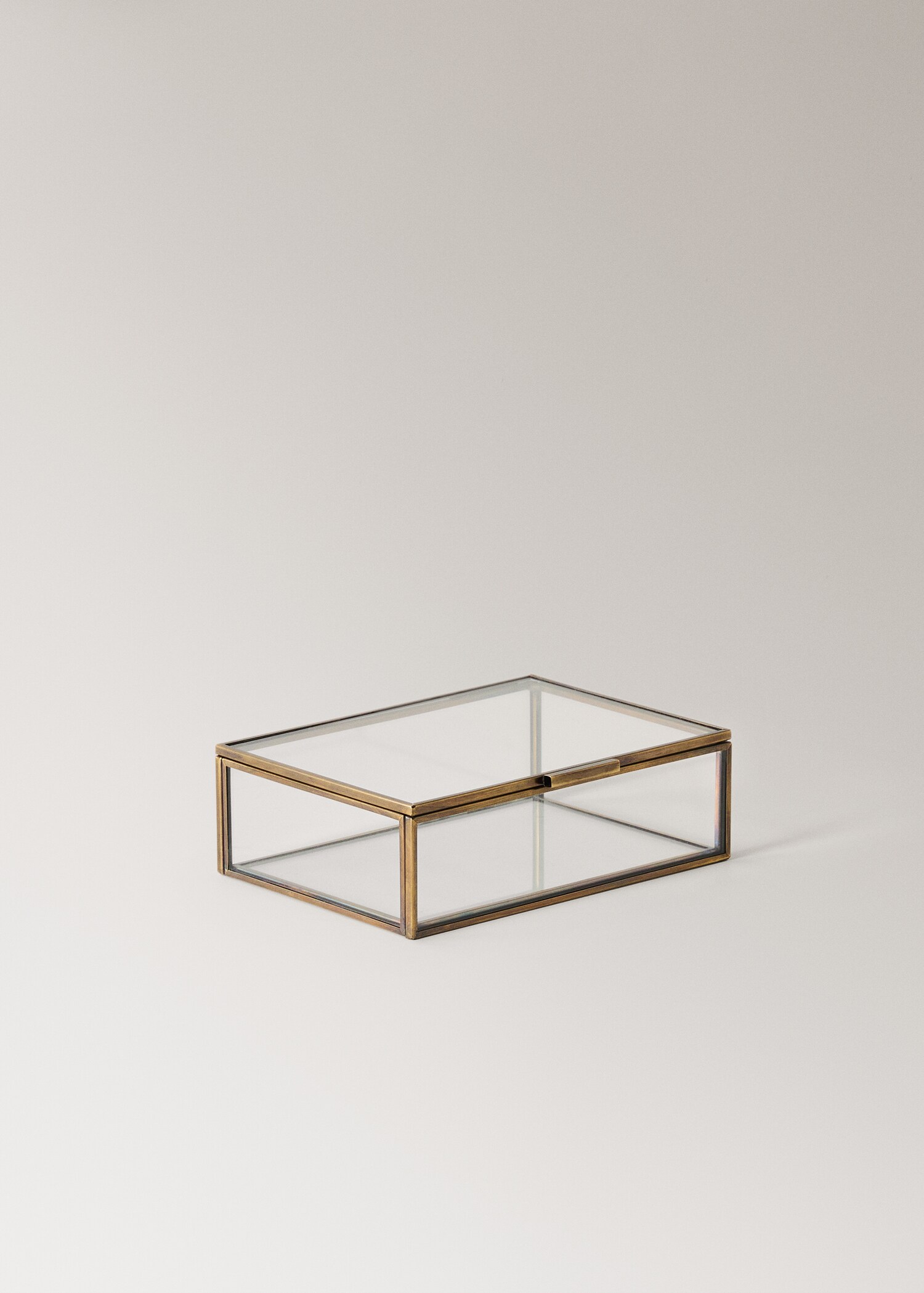 Small box with metal profile - Details of the article 1