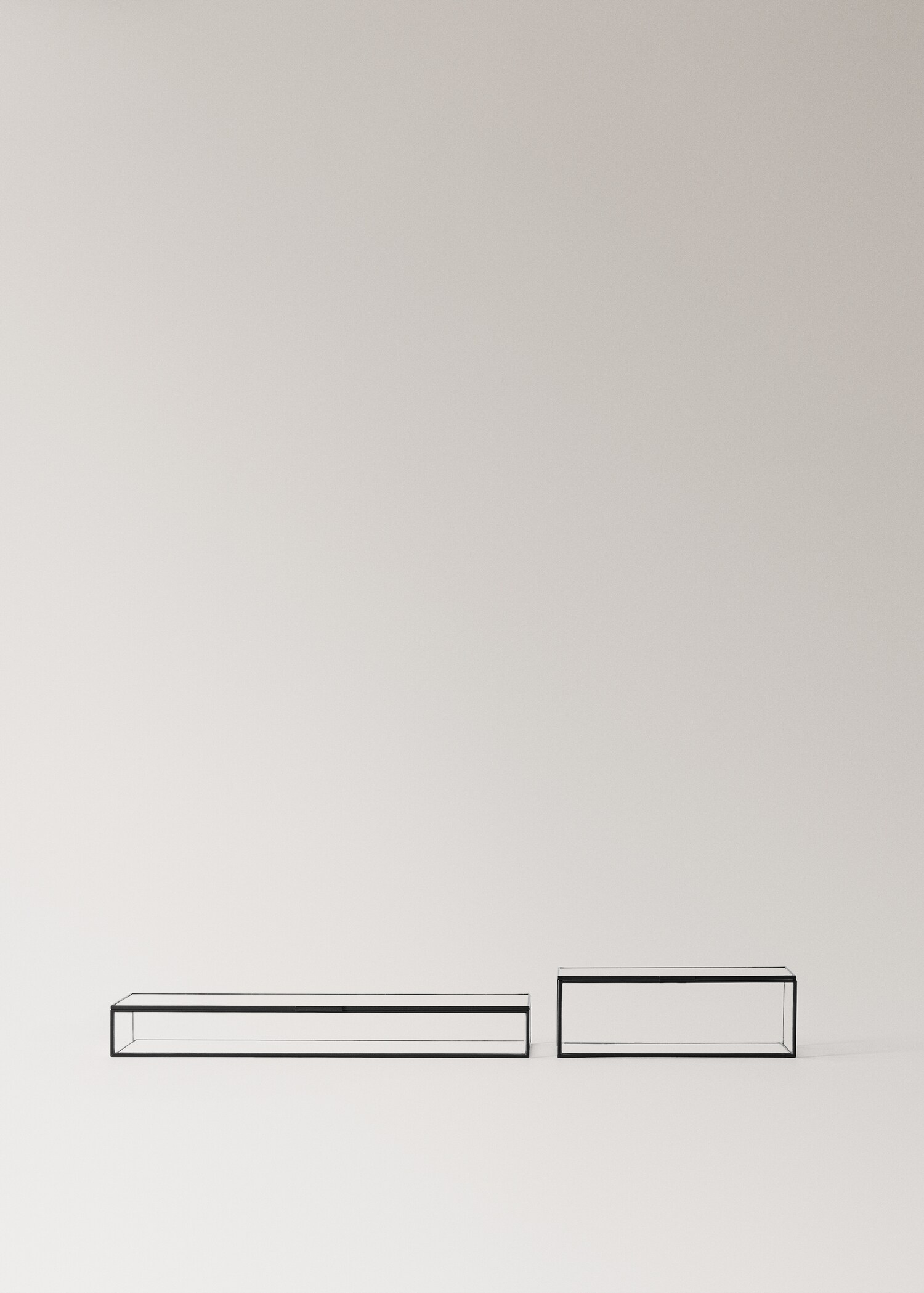 Small glass and metal jewellery box - Details of the article 3