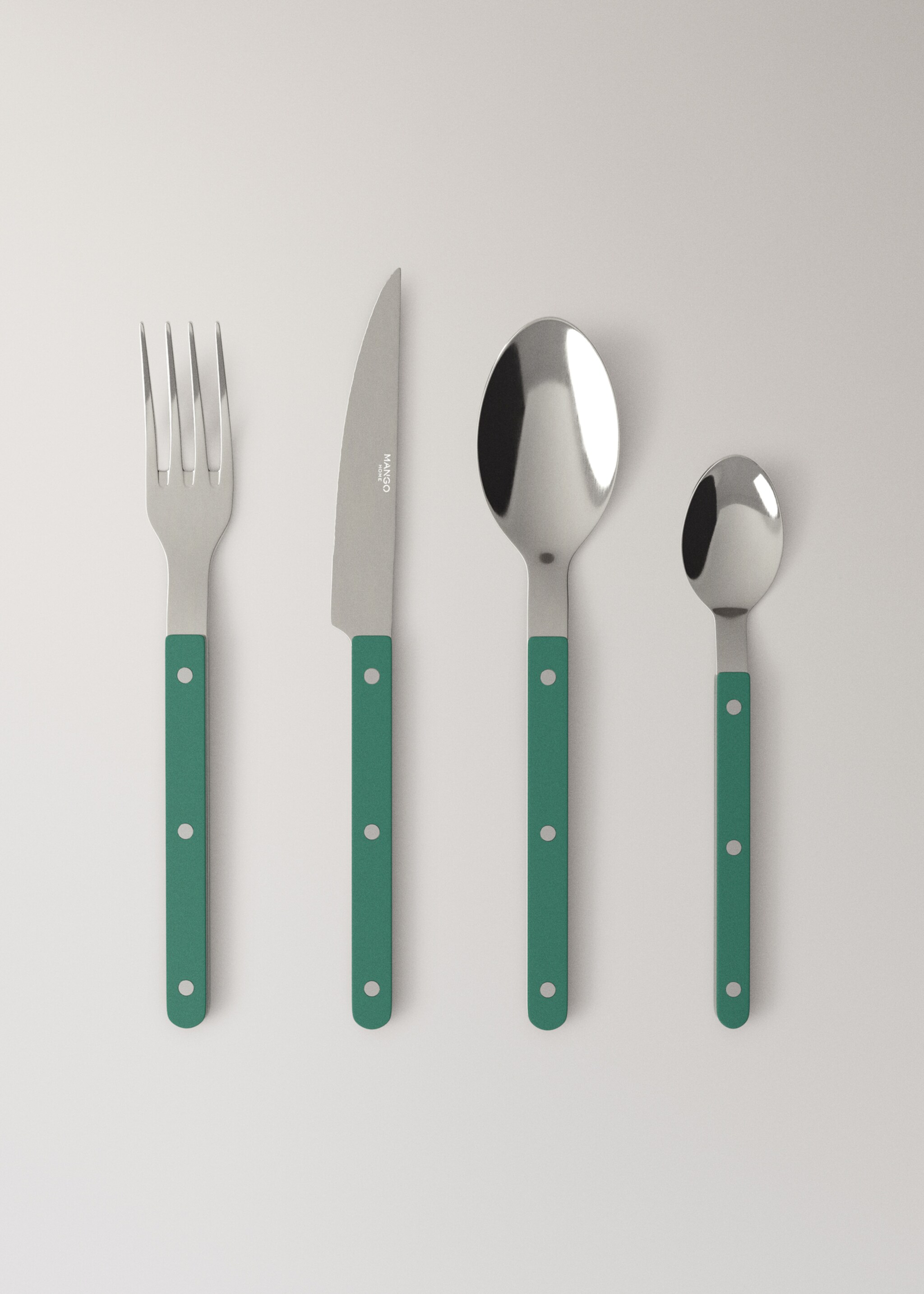 Stainless steel cutlery set with resin handles - Article without model, Billiard Green. Ref: 27012922-00.