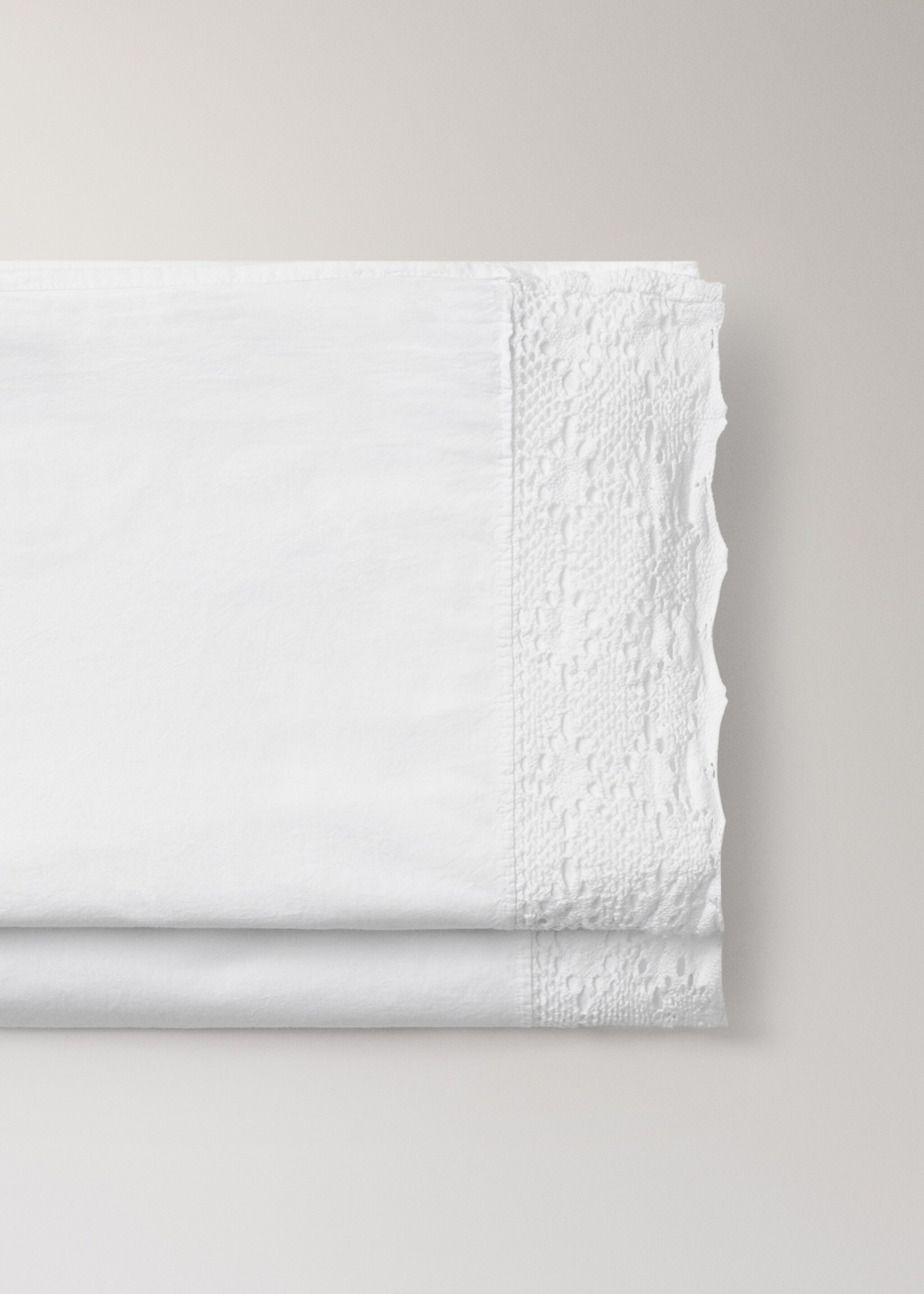 Top sheet cotton garment-dyed wide lace Bed 150/160 cm - Details of the article 2, White. Ref: 27012927-00.