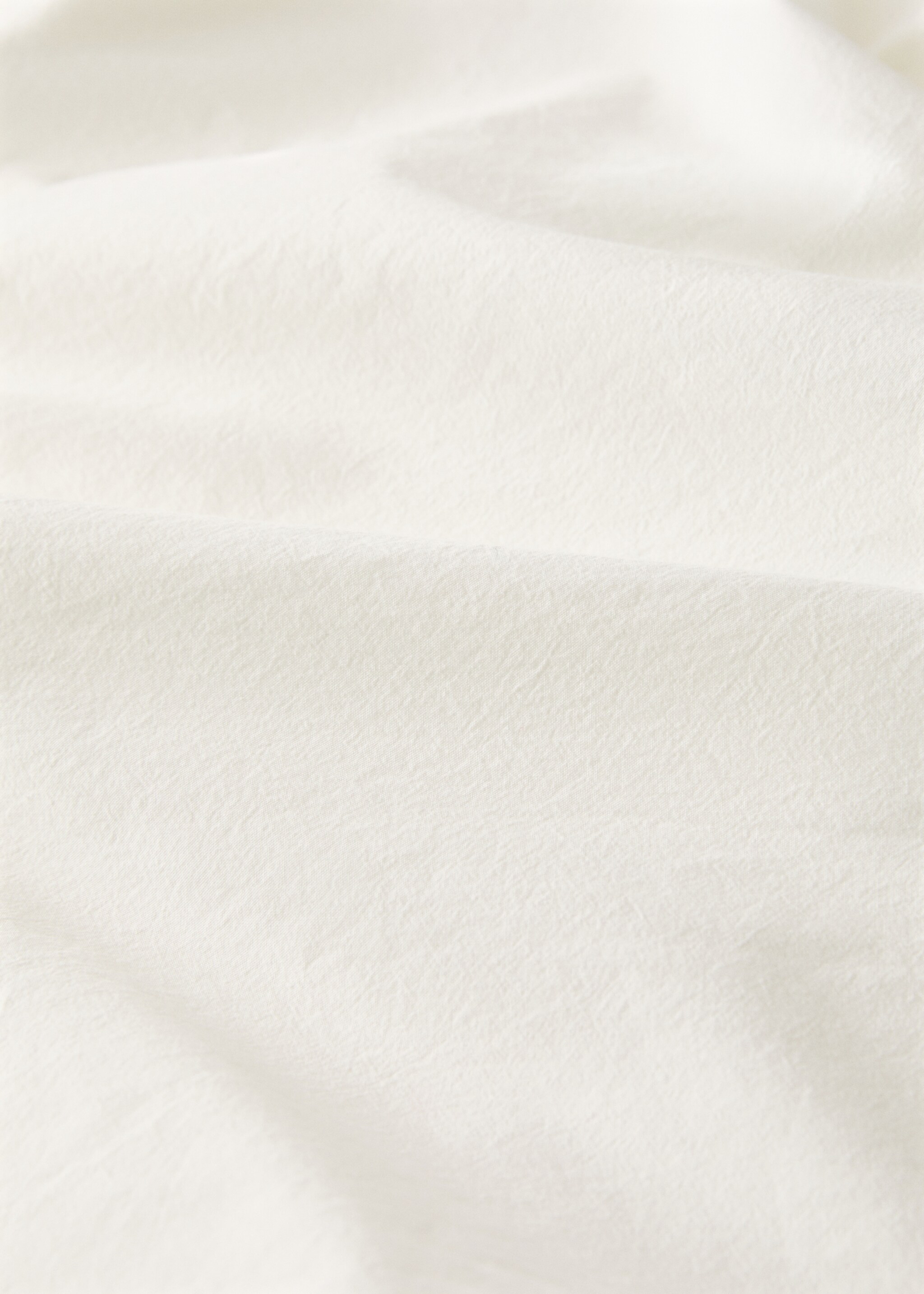 Cotton garment-dyed top sheet with linen ruffle for 150/160 cm bed - Details of the article 3, Off White. Ref: 27012934-00.