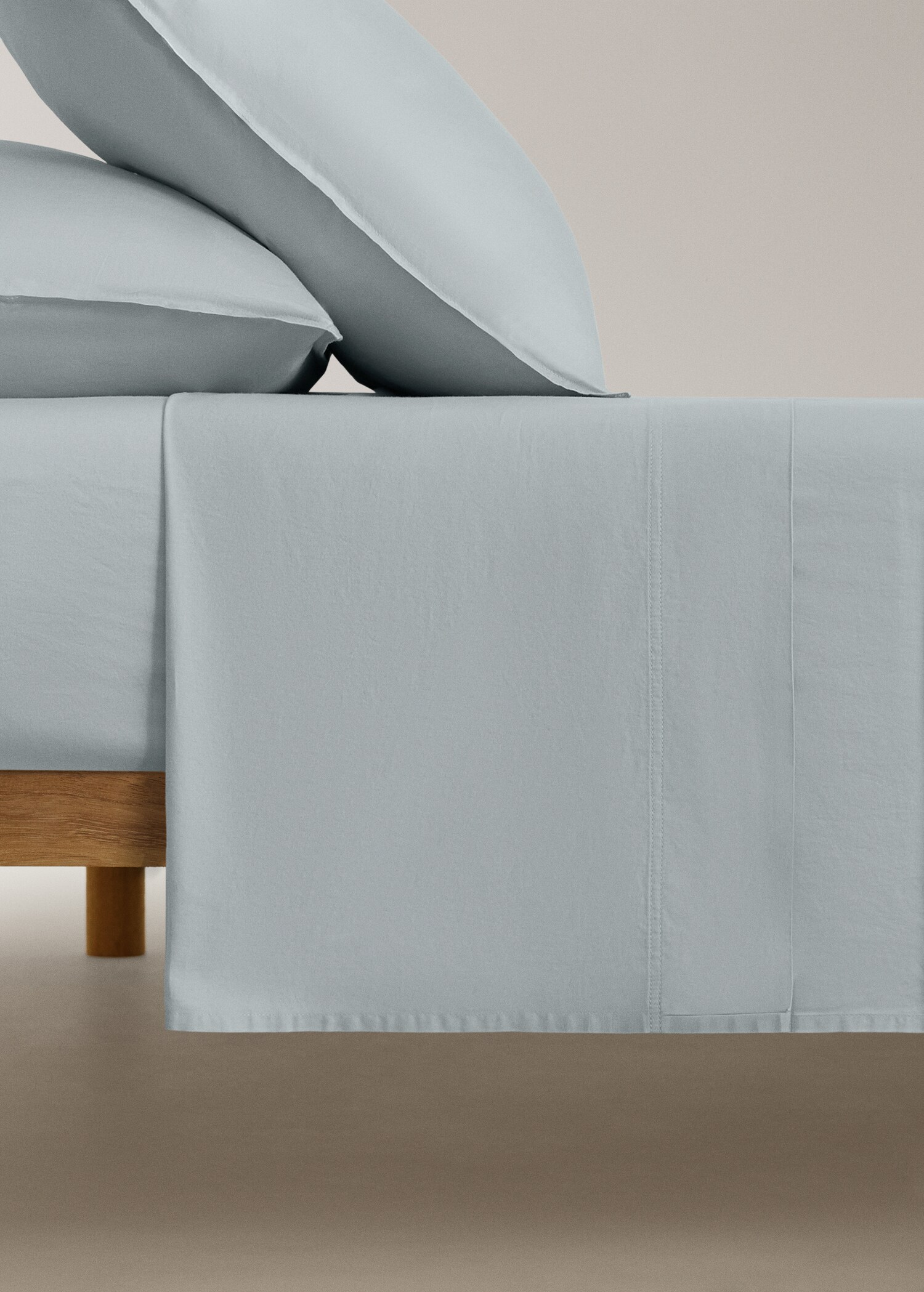 Double-stitched satin flat sheet for 90 cm bed - Article without model