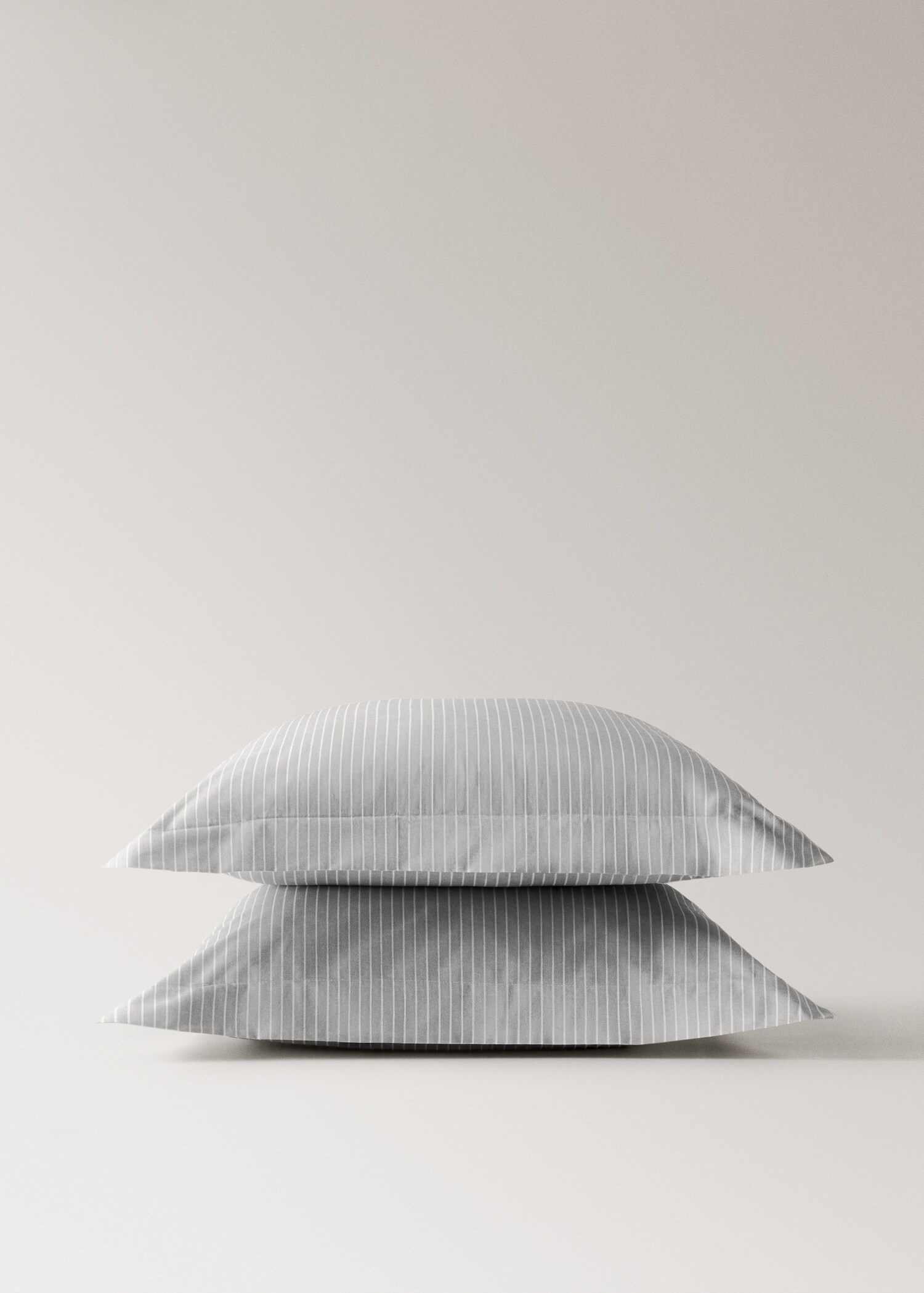 Δύο μαξιλαροθήκες από βαμβακερό περκάλι με ρίγες 60x60 εκ. - Λεπτομέρεια του προϊόντος 3