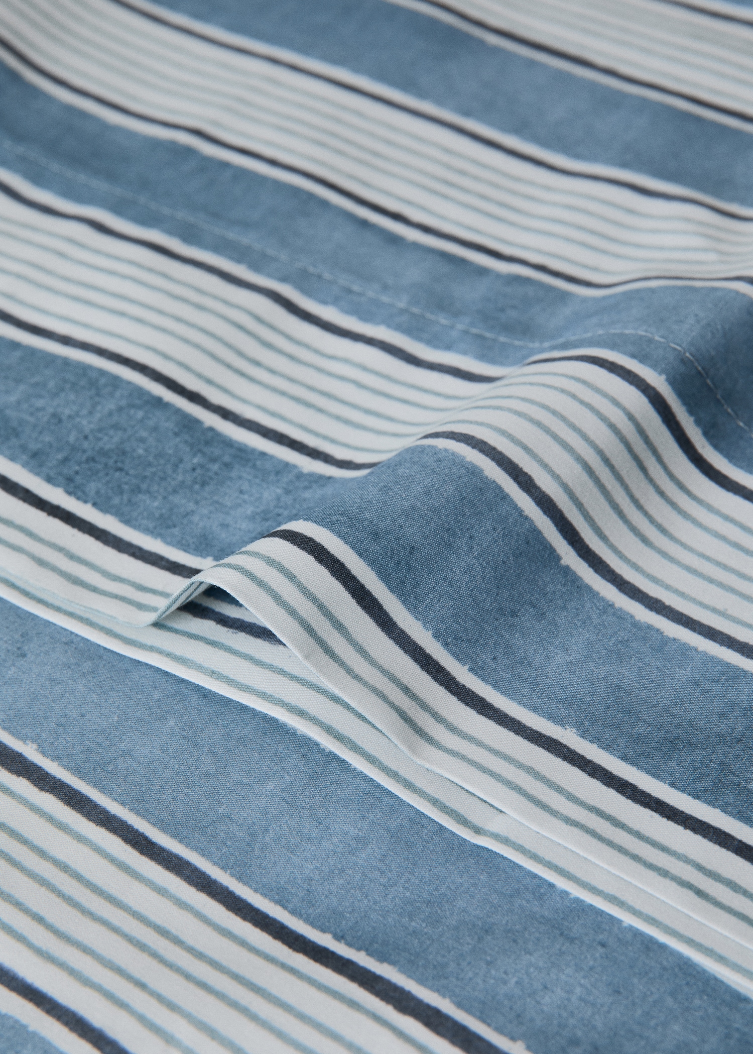 Capa de almofada de riscas largas aguareladas 45x110 cm - Pormenor do artigo 1