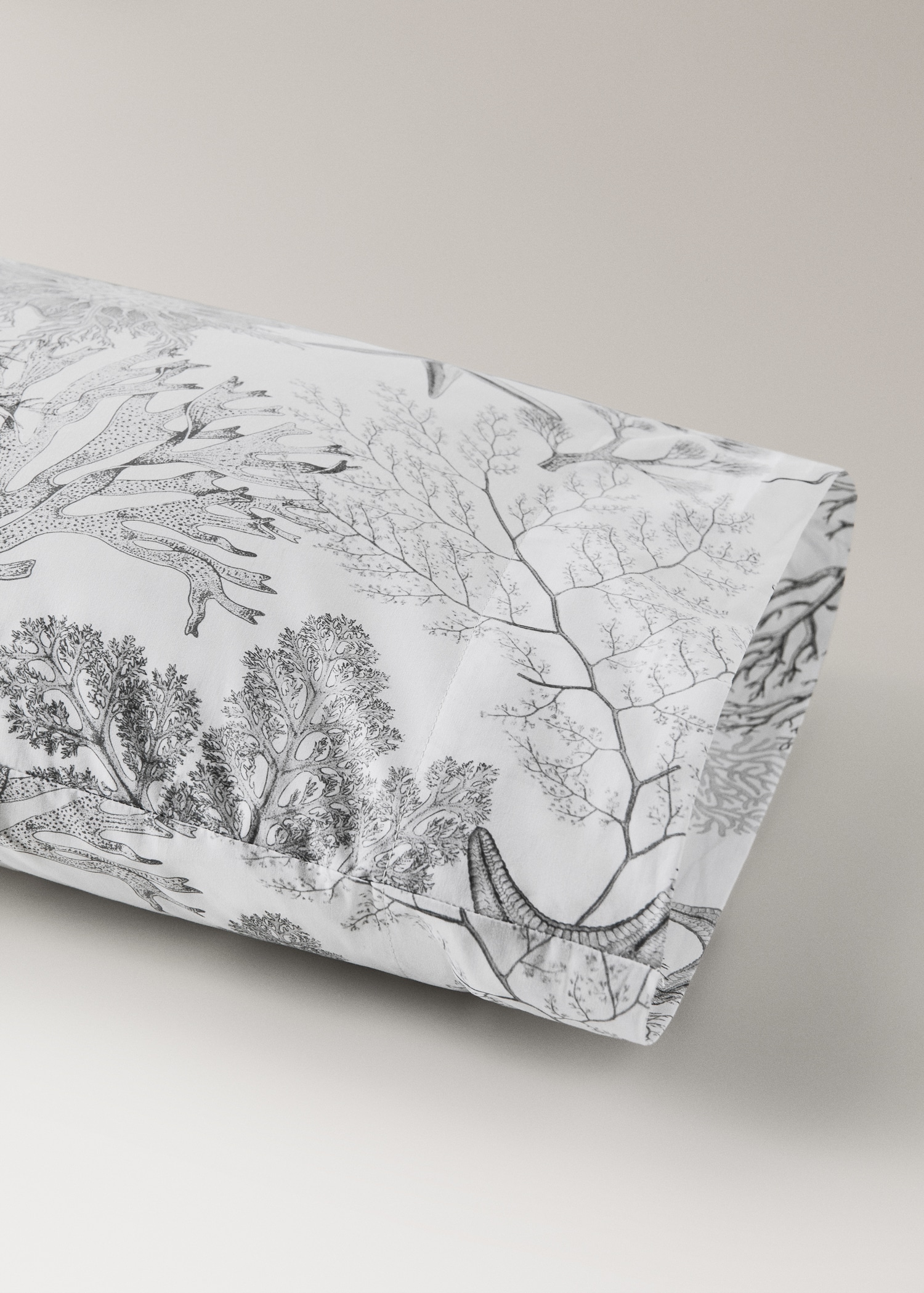 Printed percale pillowcase with sea print 45x110 cm - Details of the article 2