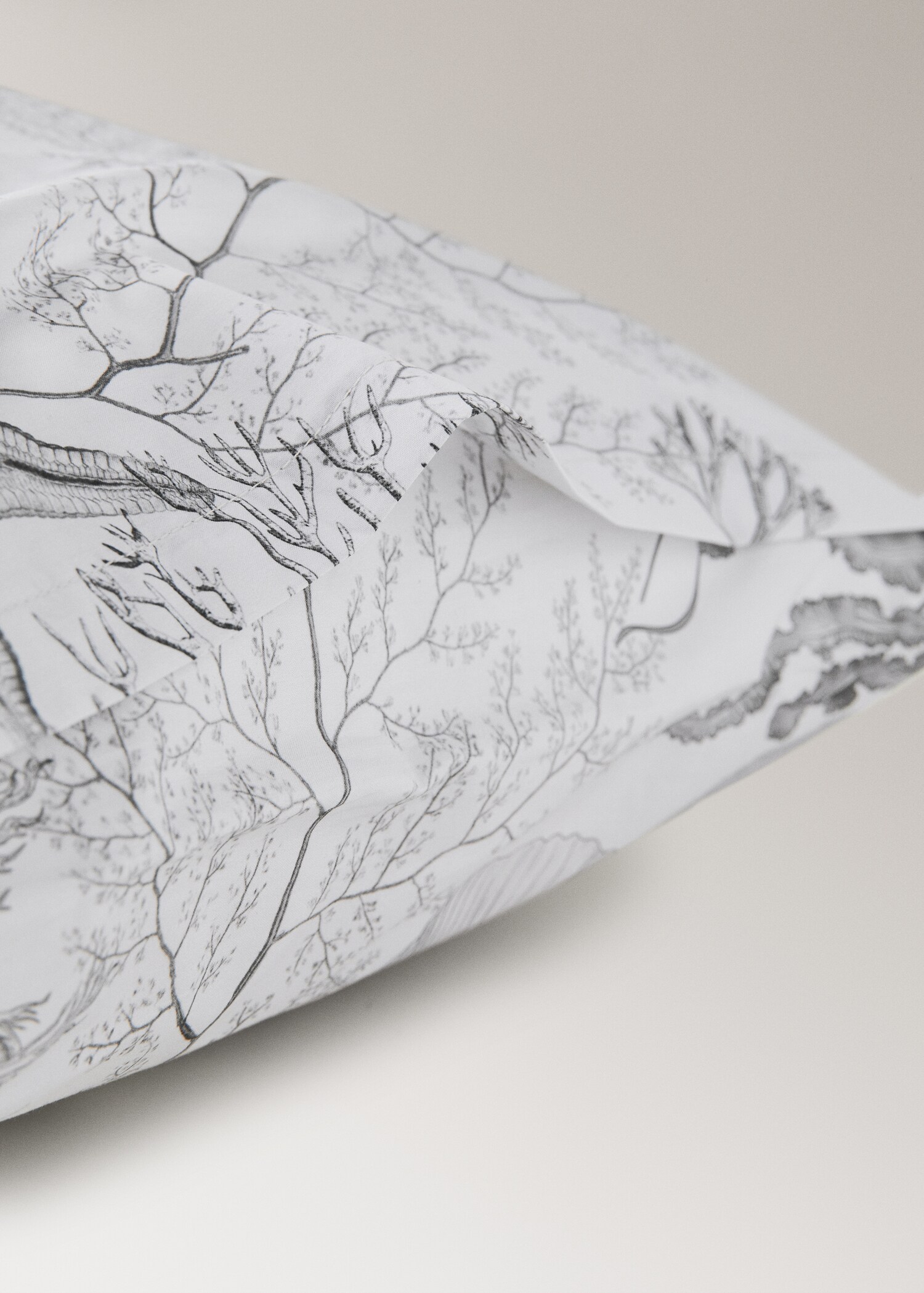 Two printed percale pillowcases with a sea motif 50x75 cm - Details of the article 1